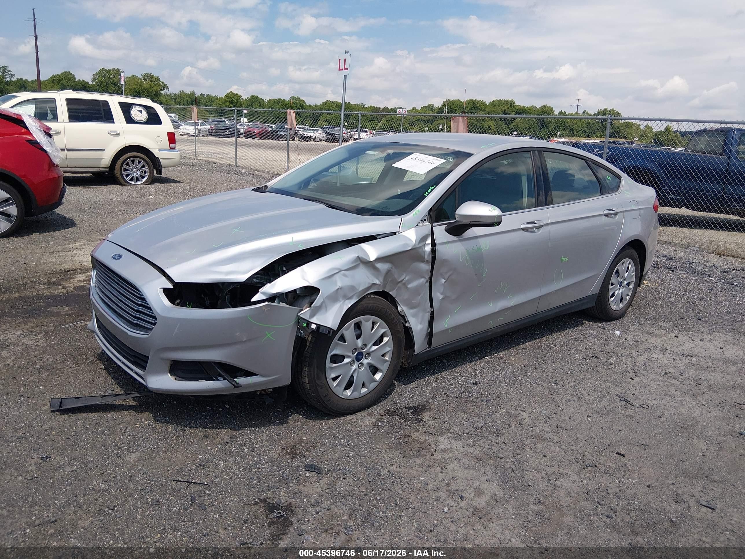 2014 Ford Fusion S Silver vin: 3FA6P0G78ER371980
