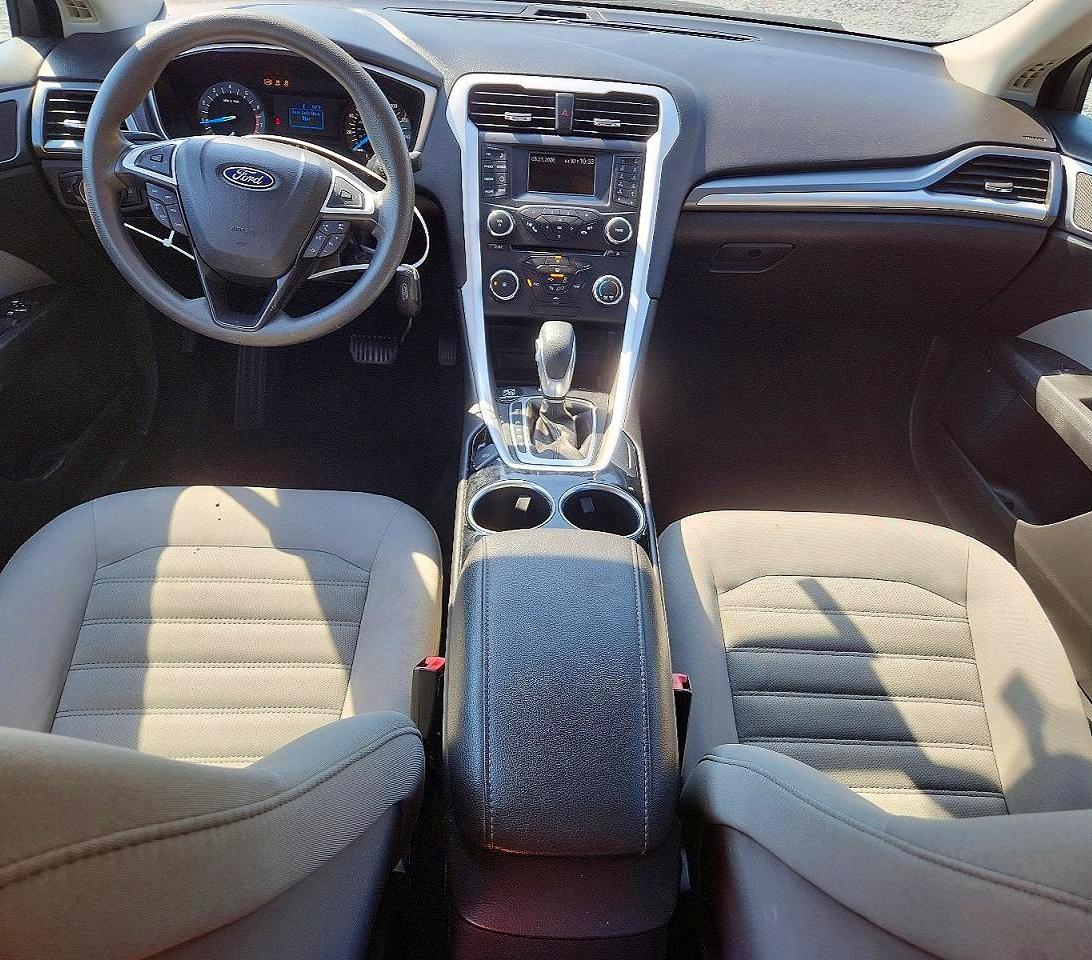 2013 Ford Fusion S Blue vin: 3FA6P0G79DR190126