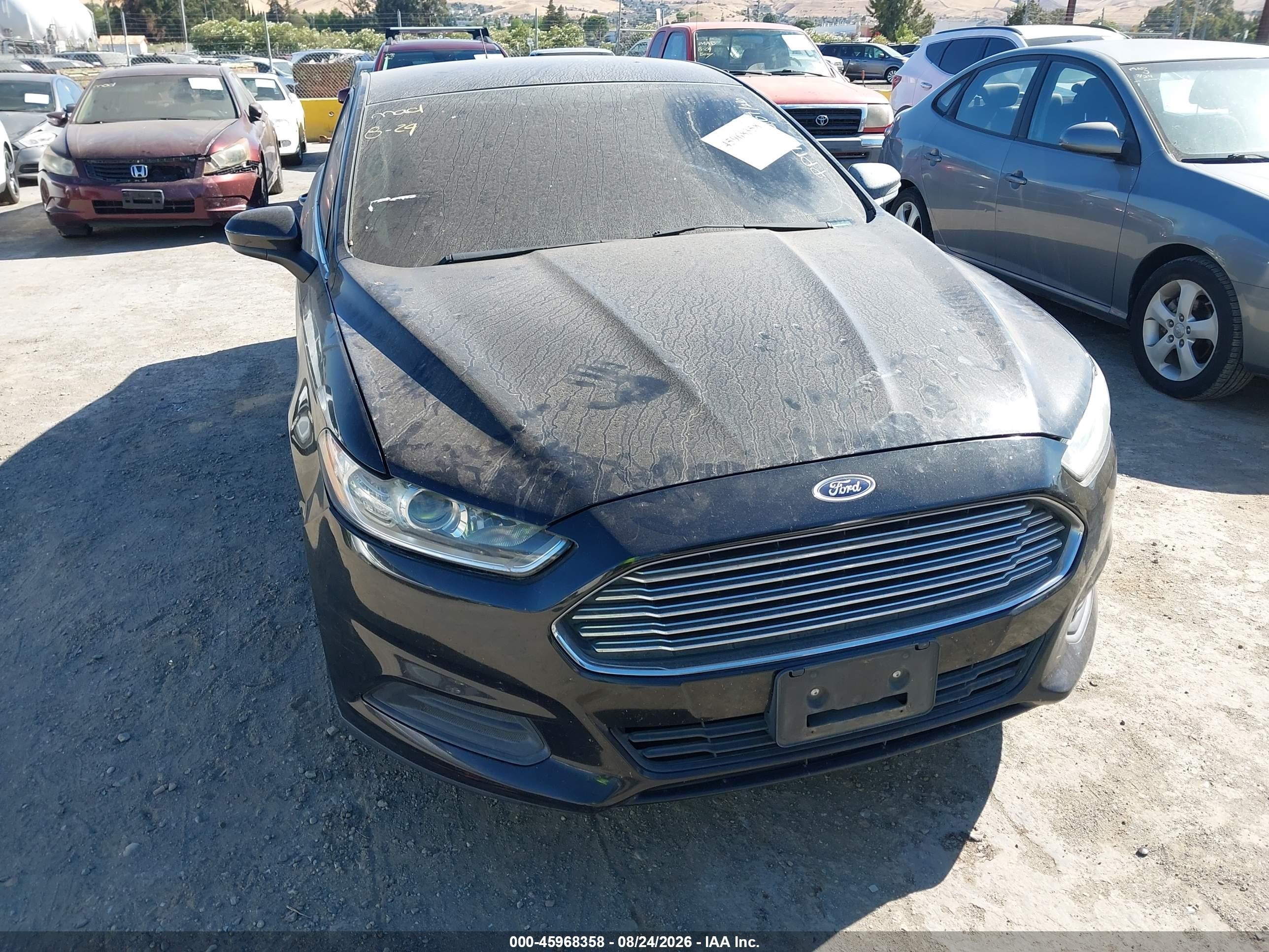 2013 Ford Fusion S Черный vin: 3FA6P0G79DR263740