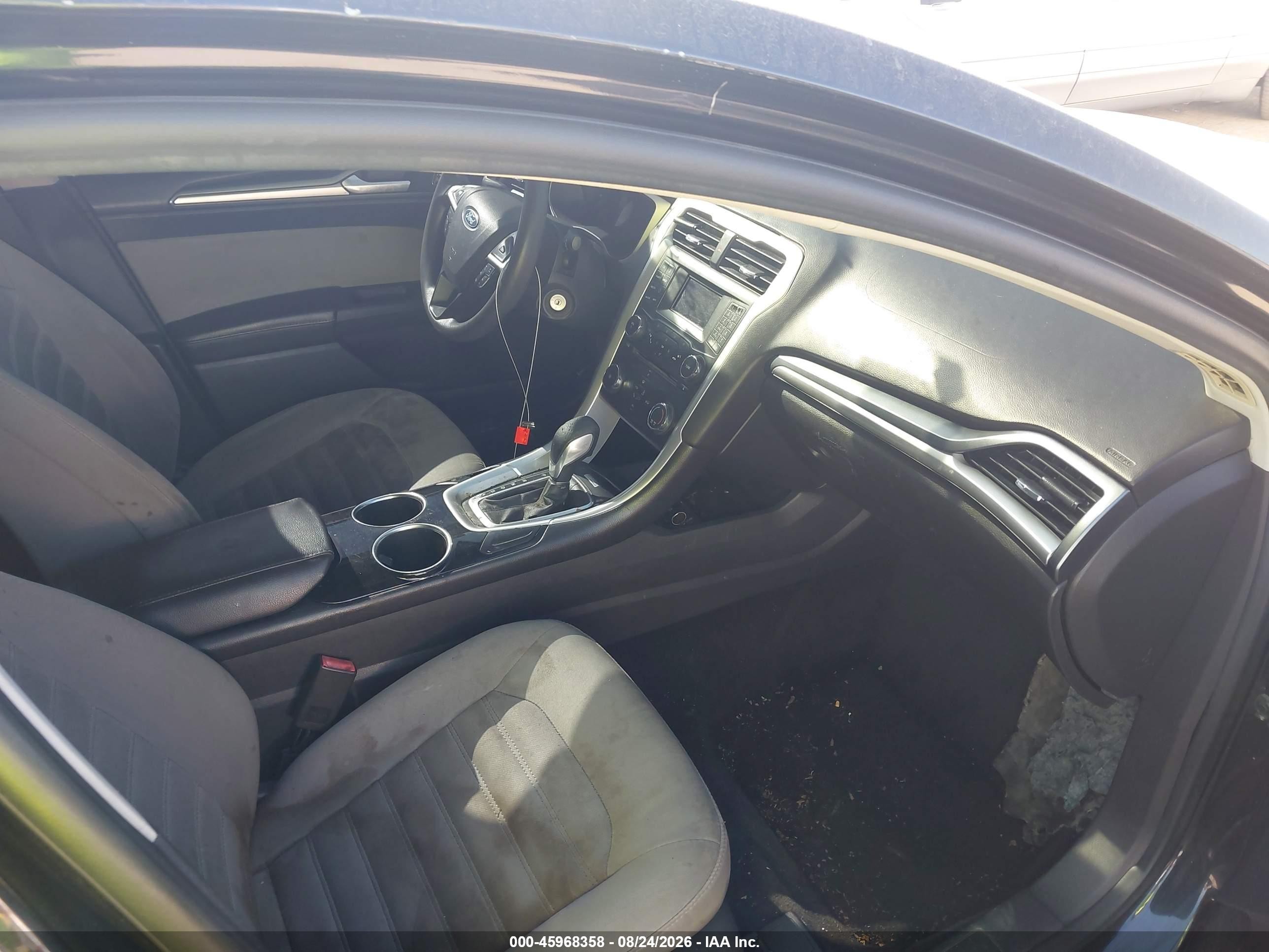 2013 Ford Fusion S Черный vin: 3FA6P0G79DR263740