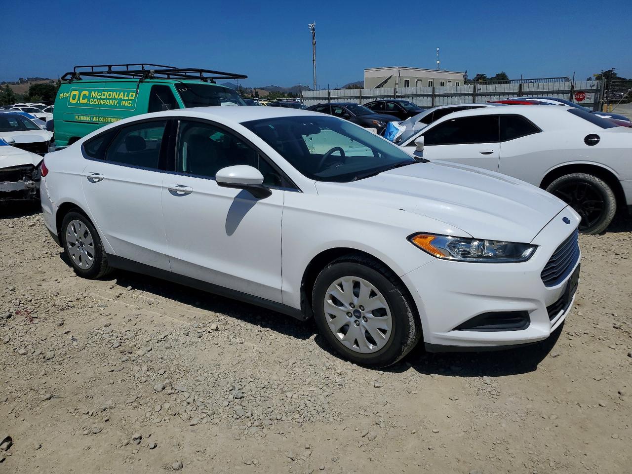 2013 Ford Fusion S White vin: 3FA6P0G79DR379794