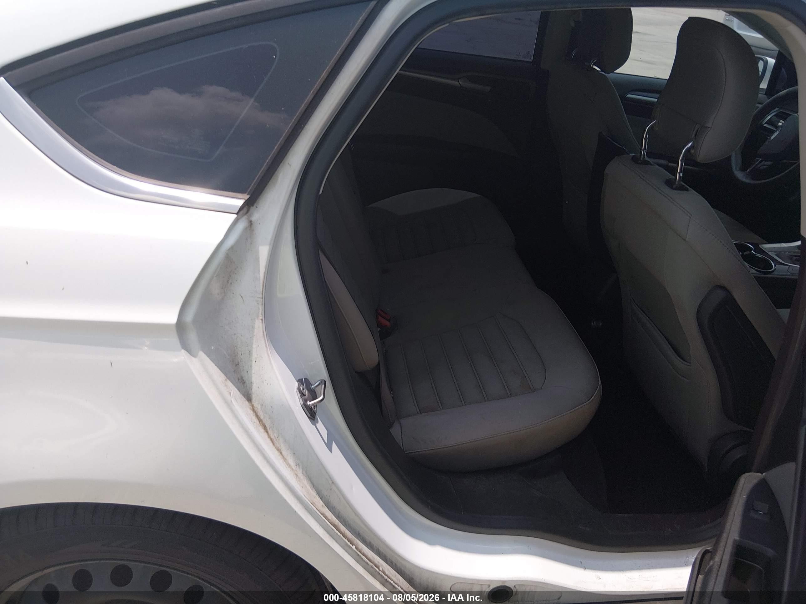 2014 Ford Fusion S White vin: 3FA6P0G79ER259740