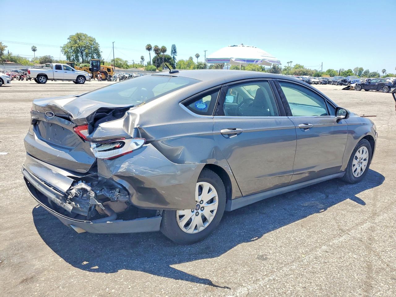 2014 Ford Fusion S Gray vin: 3FA6P0G79ER337305