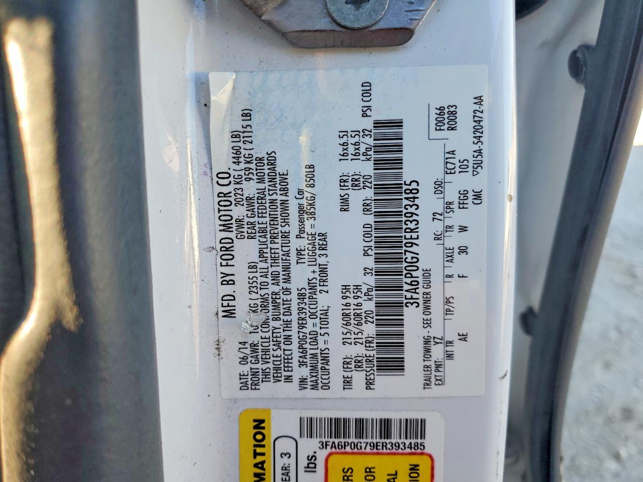 2014 Ford Fusion S White vin: 3FA6P0G79ER393485