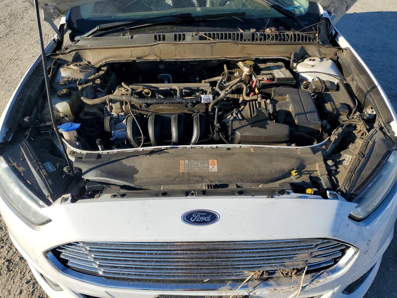 2014 Ford Fusion S White vin: 3FA6P0G79ER393485