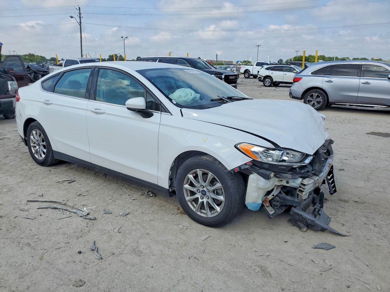 2015 Ford Fusion S White vin: 3FA6P0G79FR131872