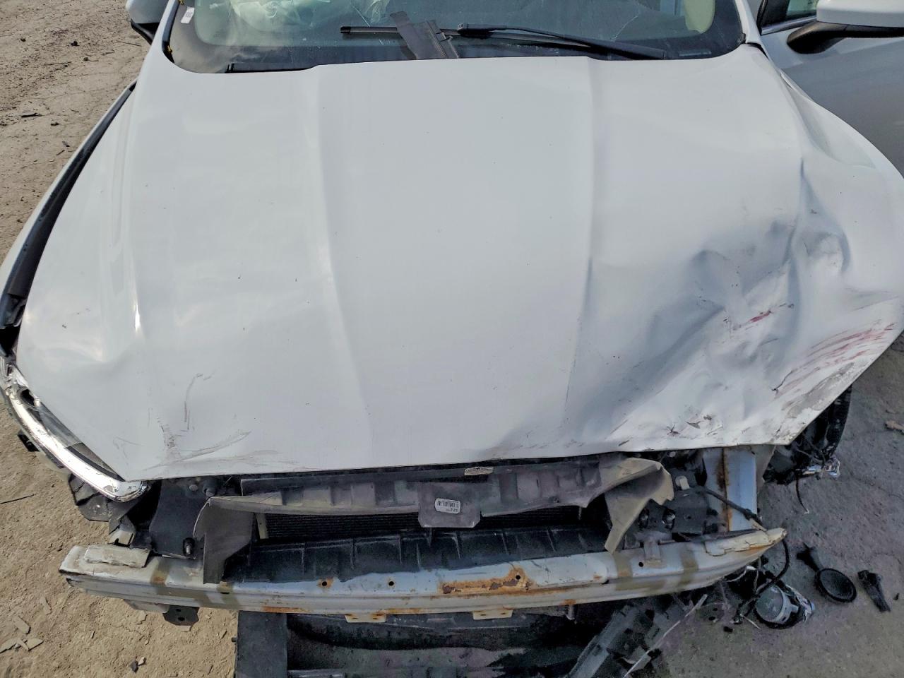 2015 Ford Fusion S White vin: 3FA6P0G79FR131872