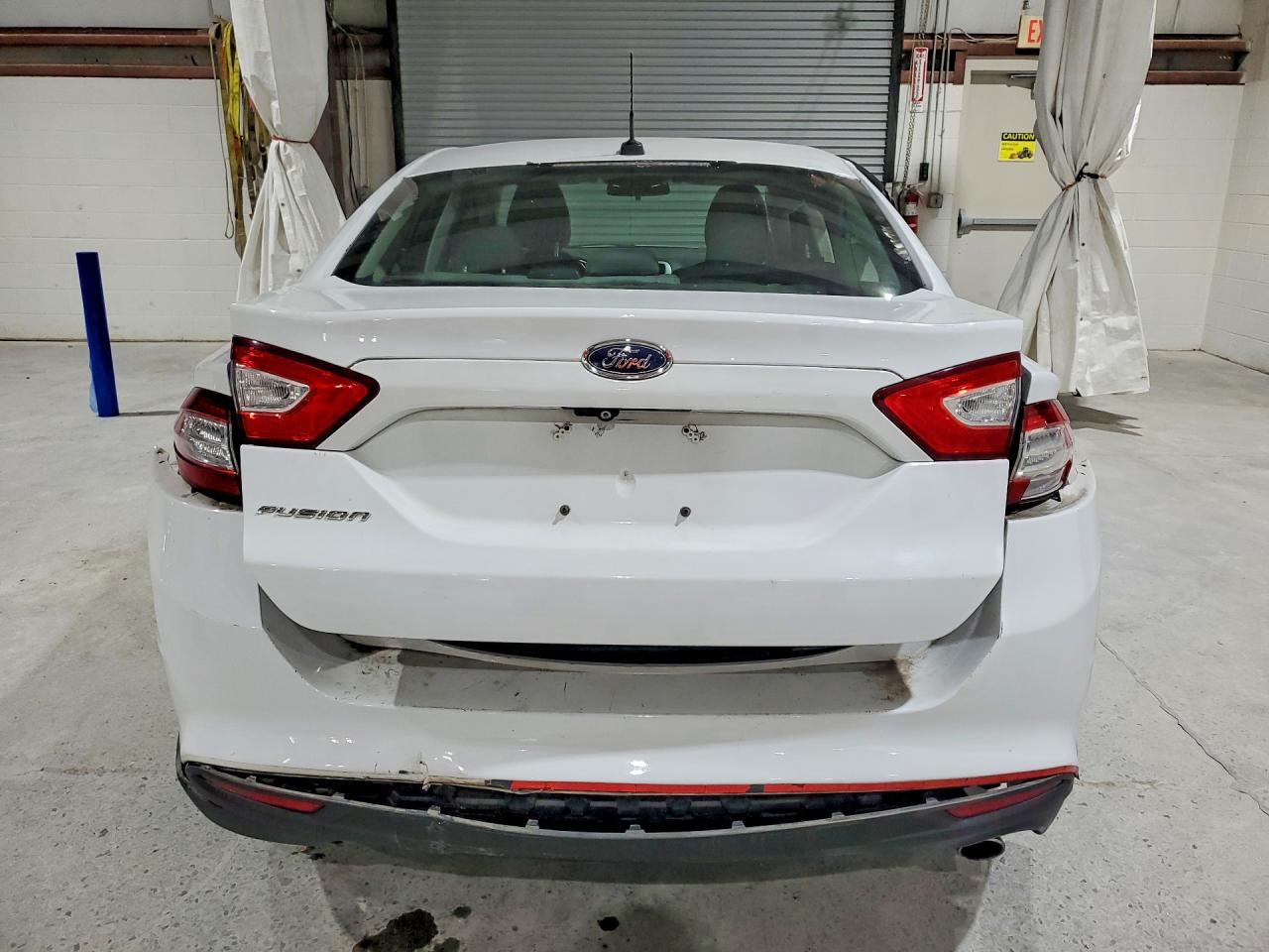 2015 Ford Fusion S White vin: 3FA6P0G79FR134500