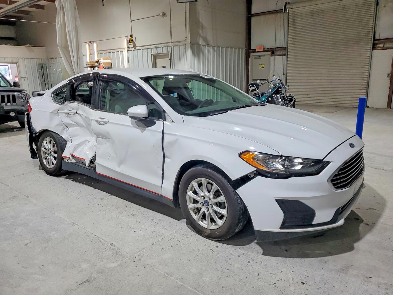 2015 Ford Fusion S White vin: 3FA6P0G79FR134500