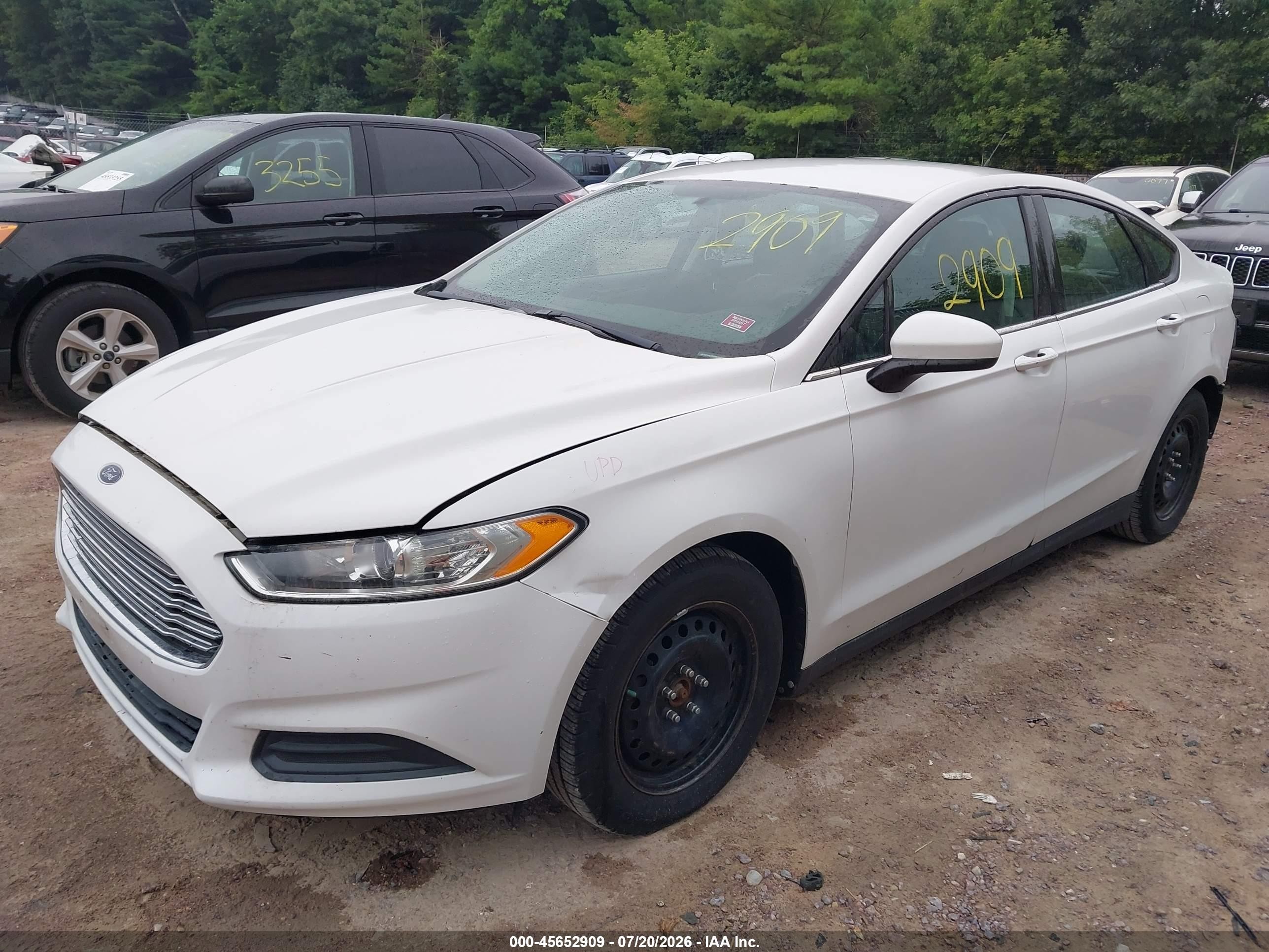 2013 Ford Fusion S White vin: 3FA6P0G7XDR235932