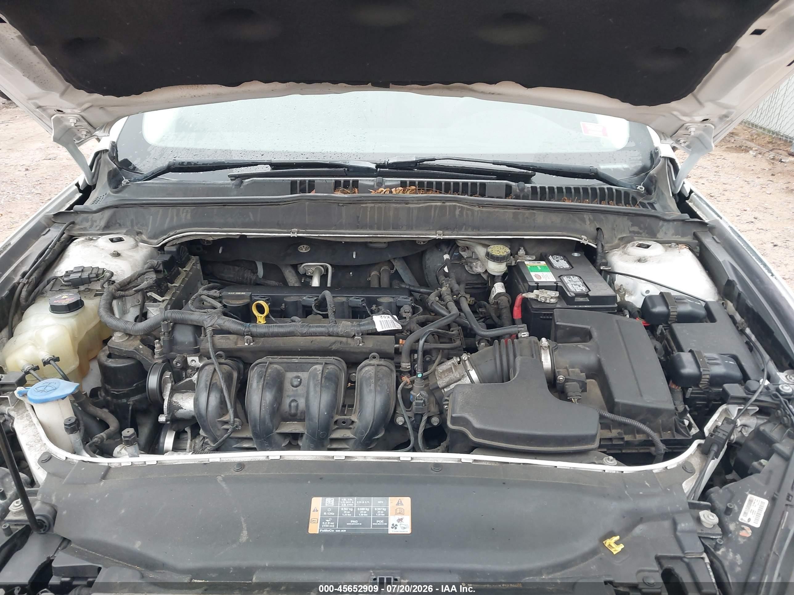2013 Ford Fusion S White vin: 3FA6P0G7XDR235932
