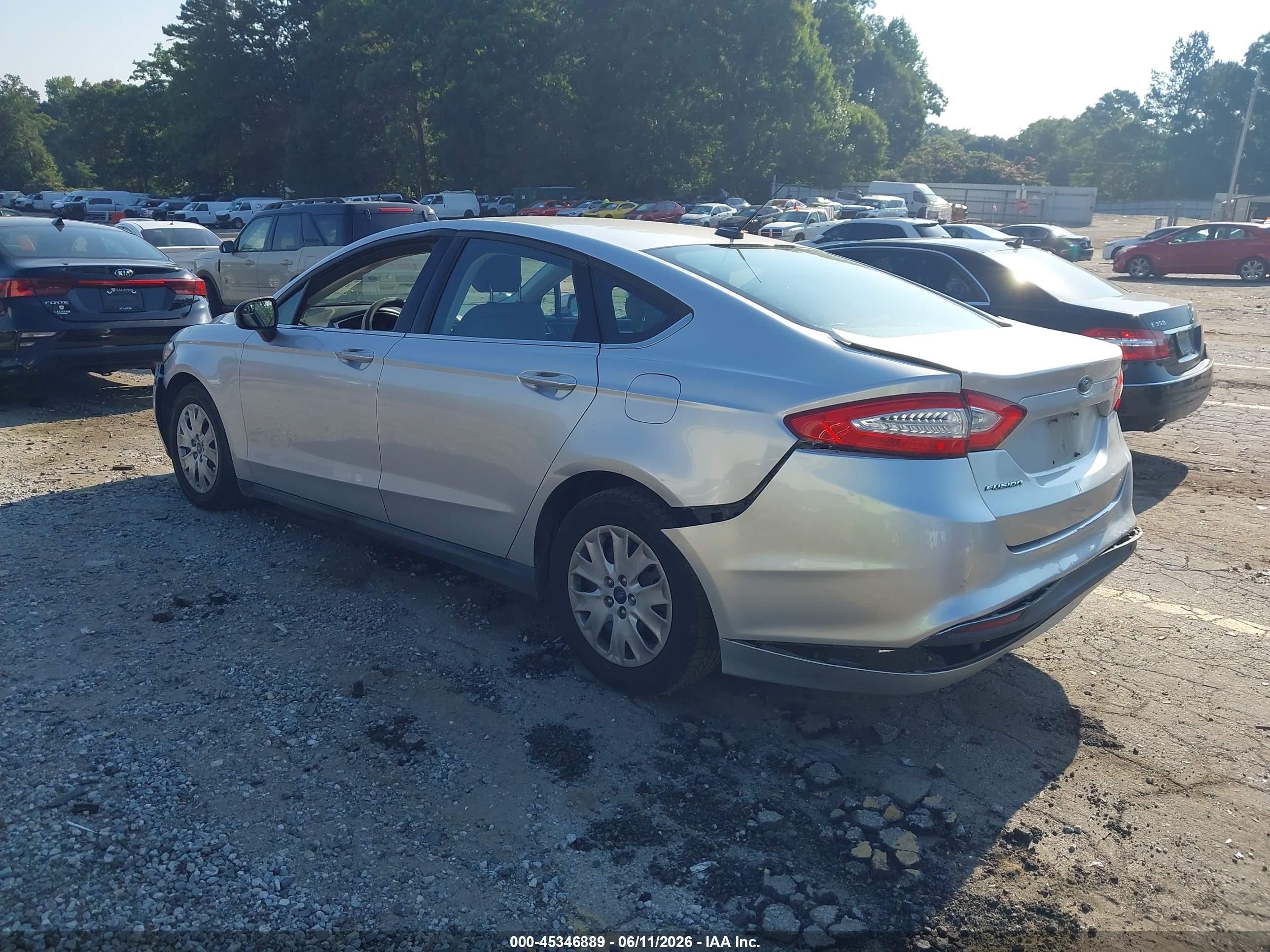 2013 Ford Fusion S Silver vin: 3FA6P0G7XDR265268