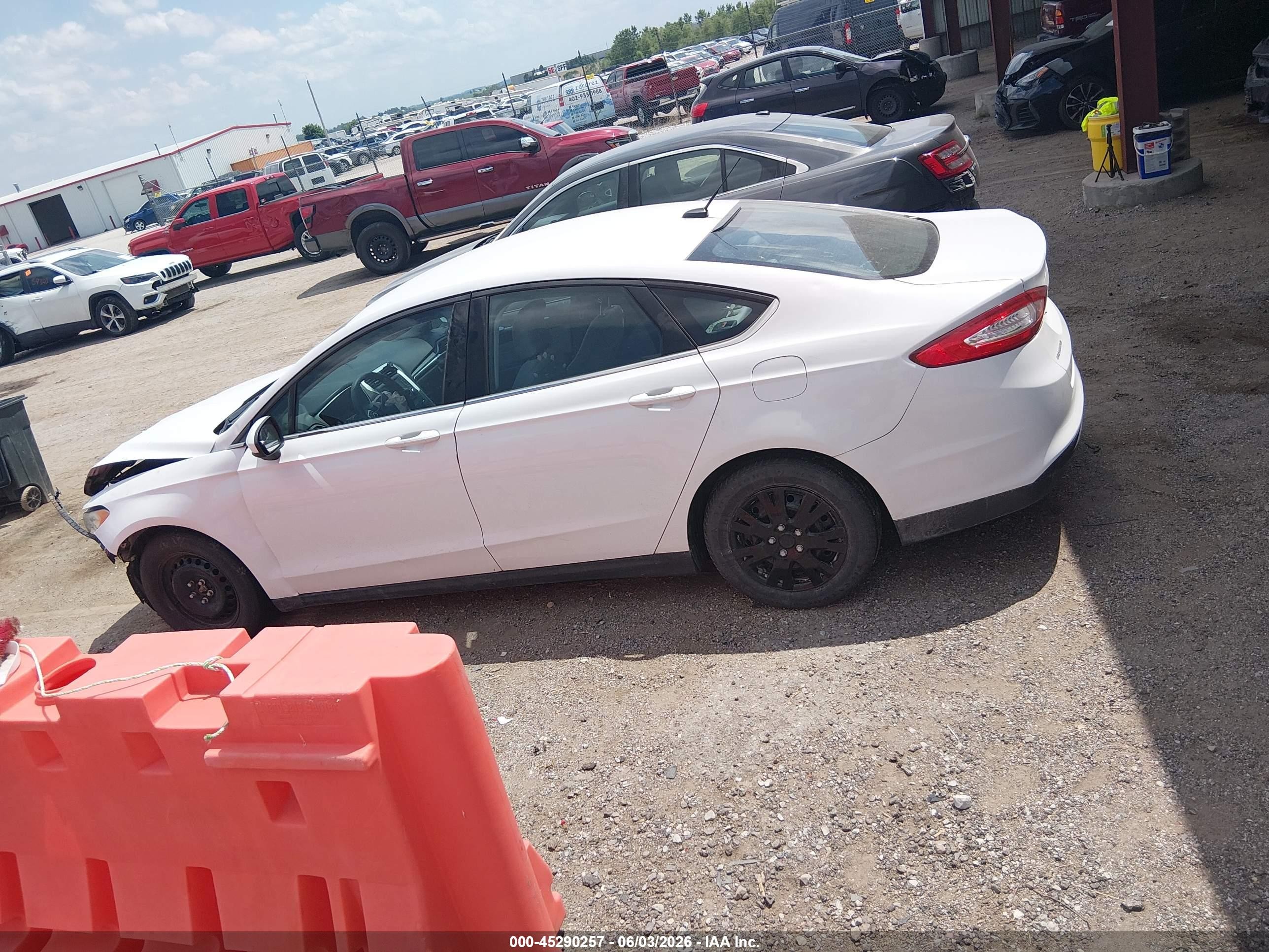 2013 Ford Fusion S White vin: 3FA6P0G7XDR348764