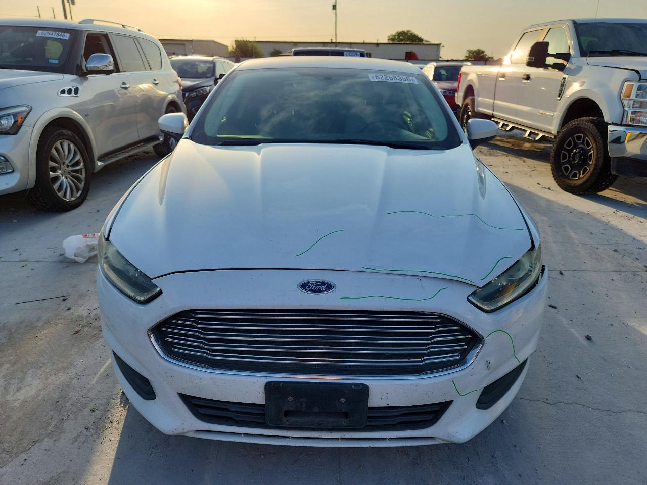 2014 Ford Fusion S Белый vin: 3FA6P0G7XER103349