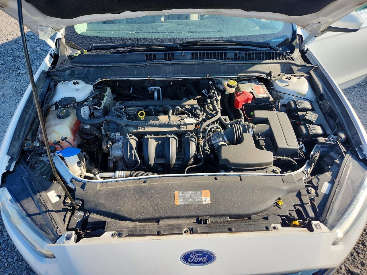 2014 Ford Fusion S Белый vin: 3FA6P0G7XER166385