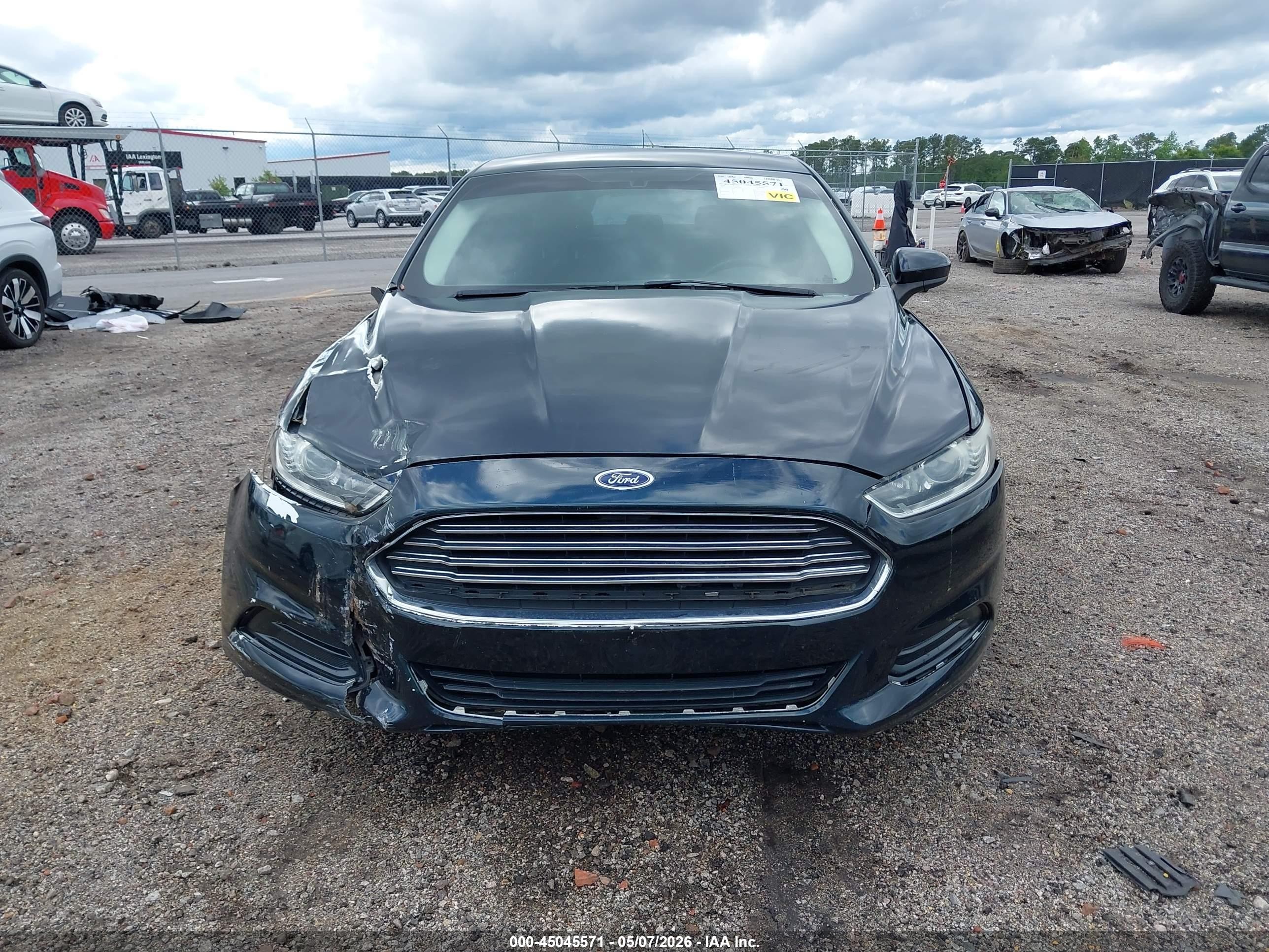 2014 Ford Fusion S Black vin: 3FA6P0G7XER235995