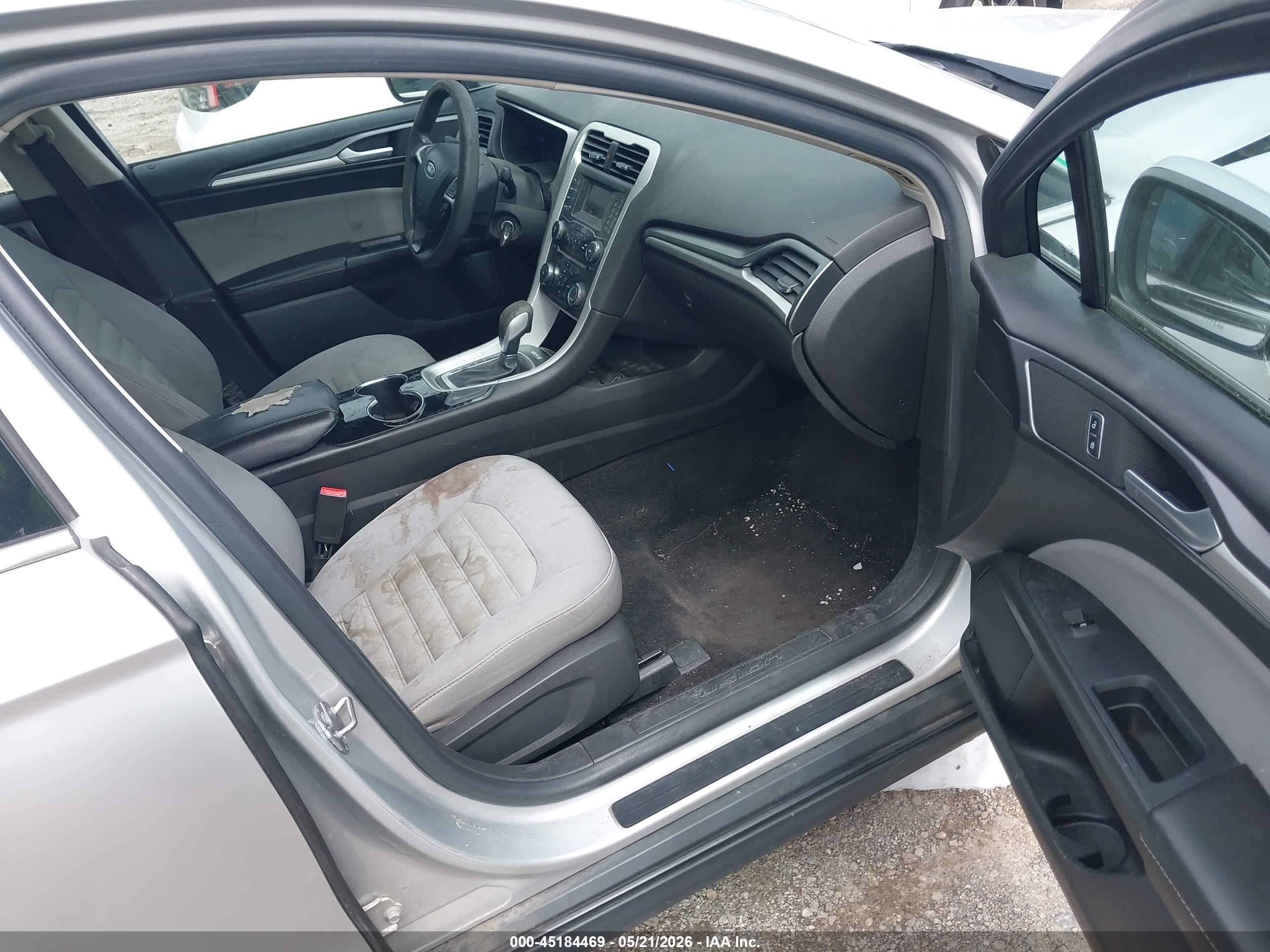 2014 Ford Fusion S Silver vin: 3FA6P0G7XER363315