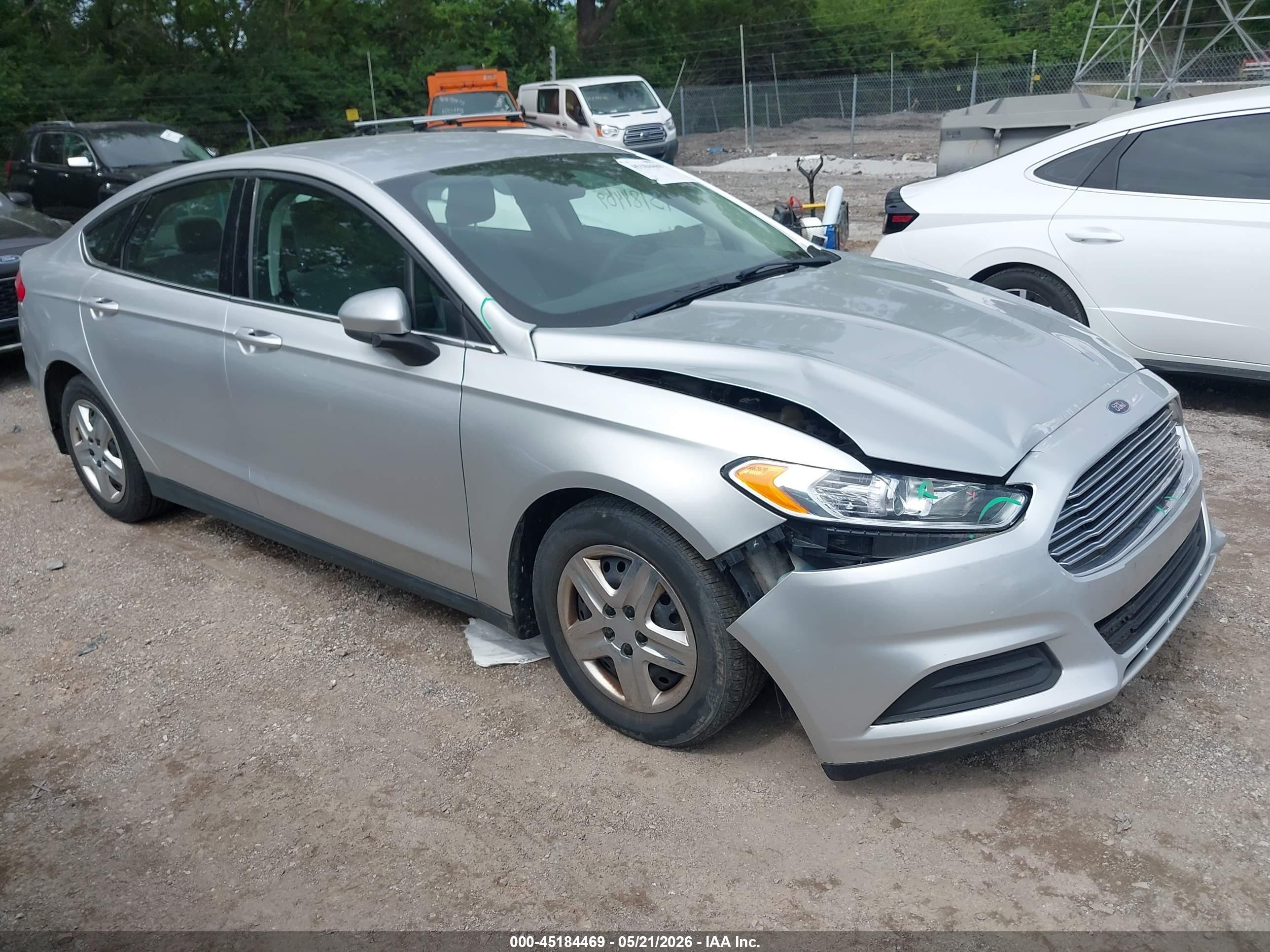 2014 Ford Fusion S Silver vin: 3FA6P0G7XER363315
