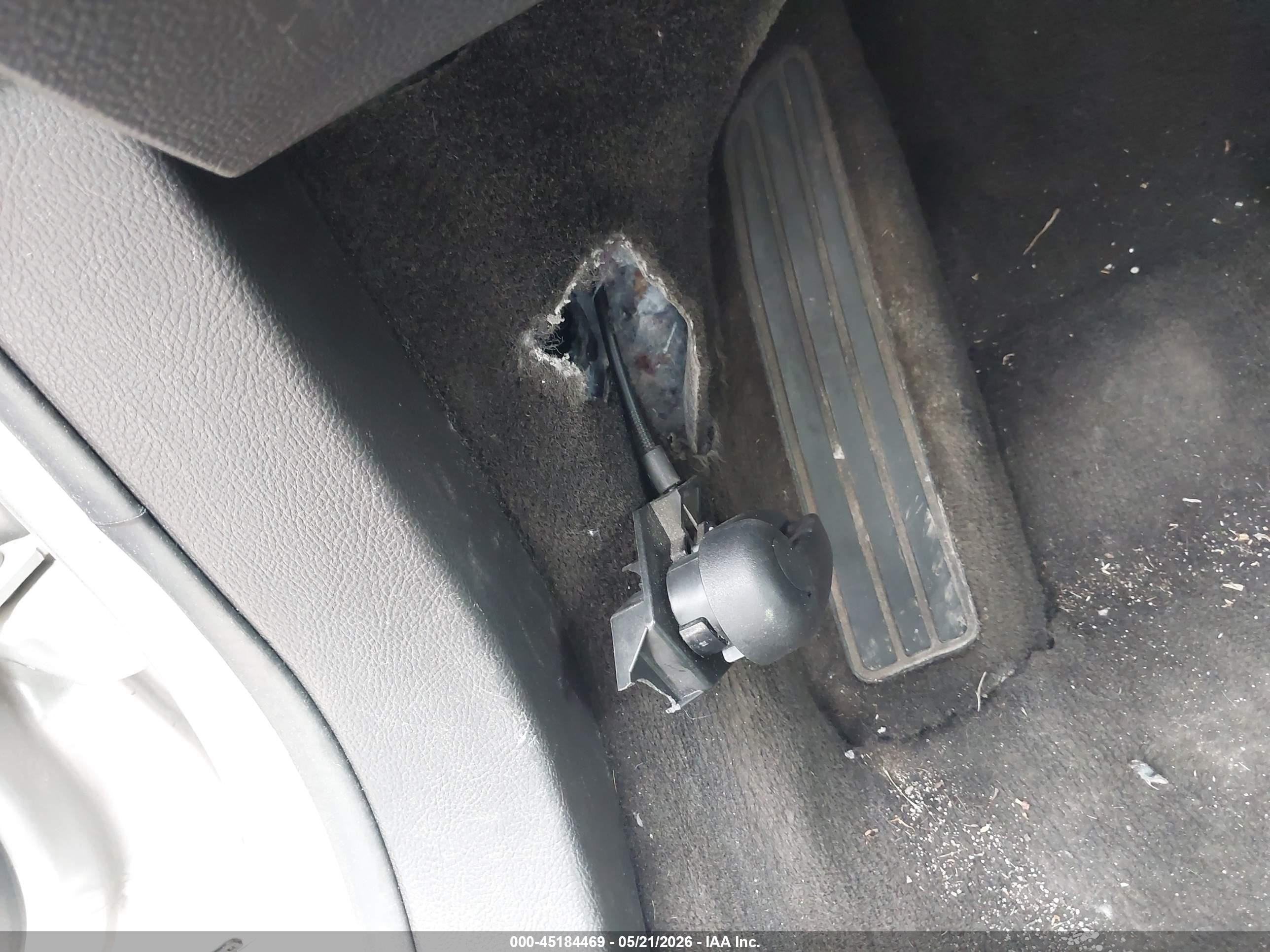 2014 Ford Fusion S Silver vin: 3FA6P0G7XER363315