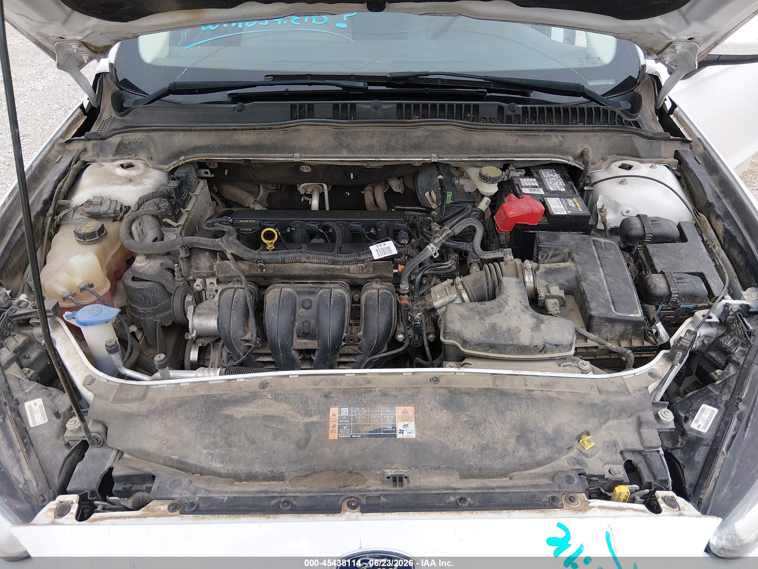 2015 Ford Fusion S White vin: 3FA6P0G7XFR163942