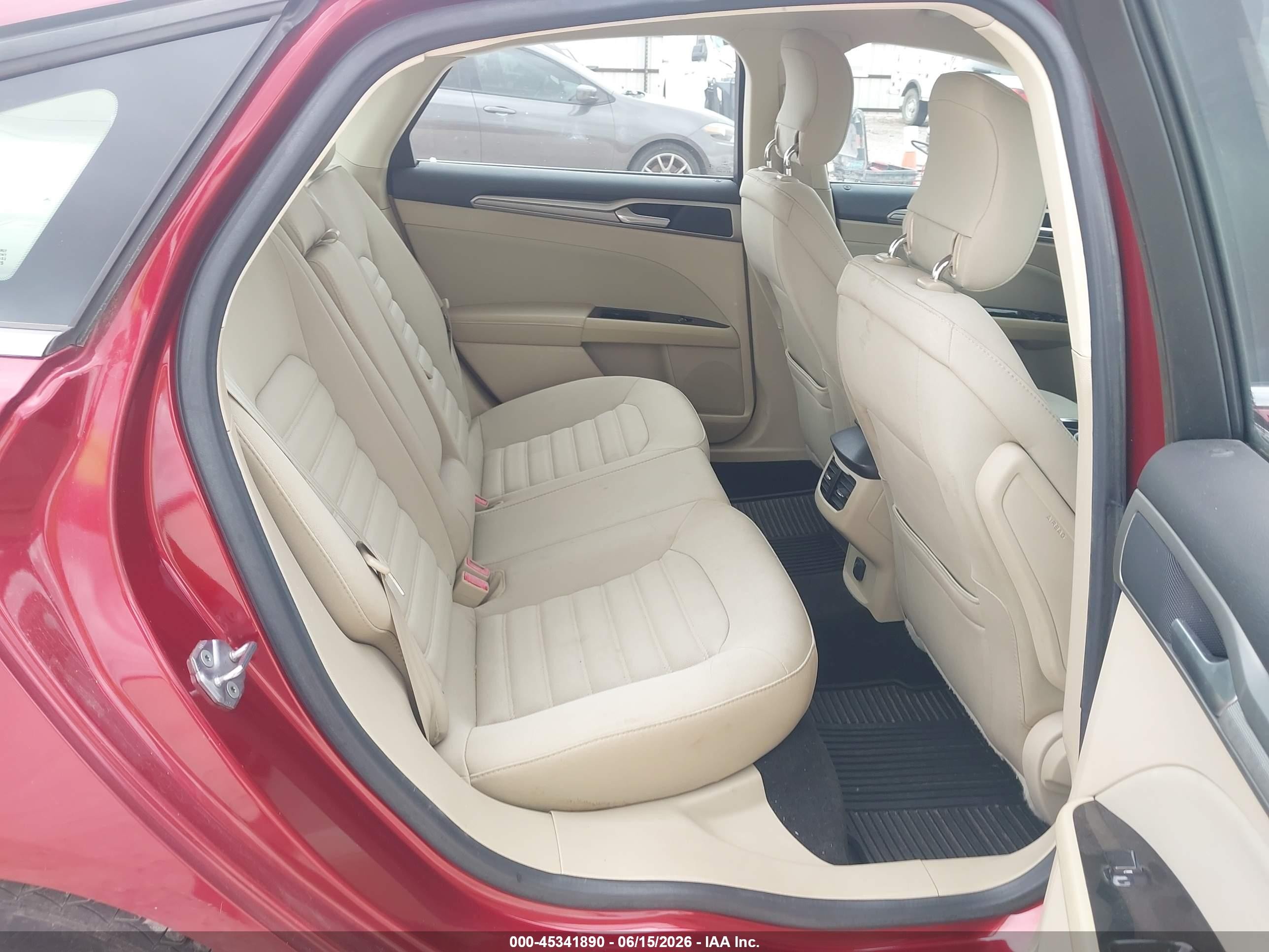 2013 Ford Fusion Se Red vin: 3FA6P0H70DR140908