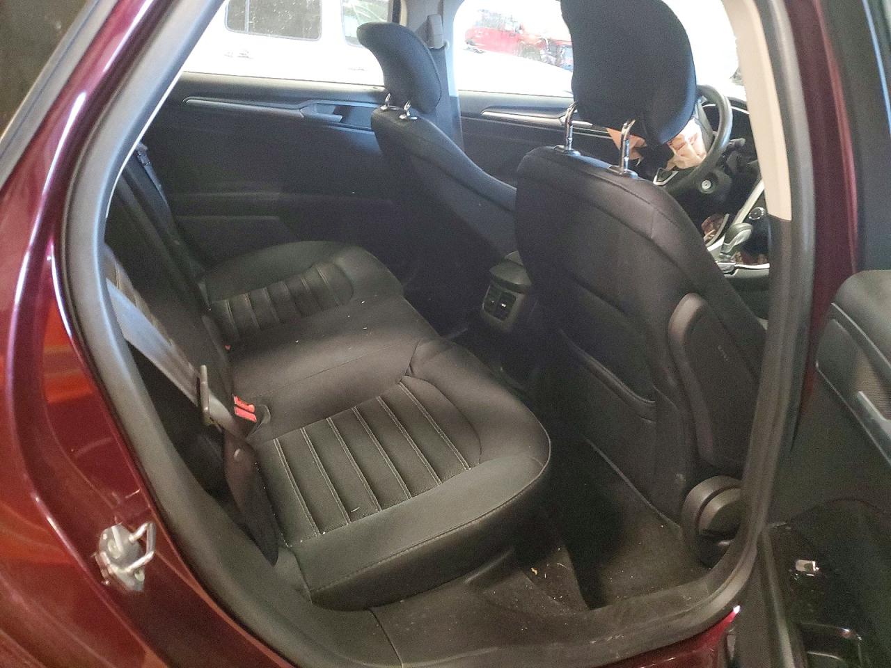 2013 Ford Fusion Se Burgundy vin: 3FA6P0H70DR183502