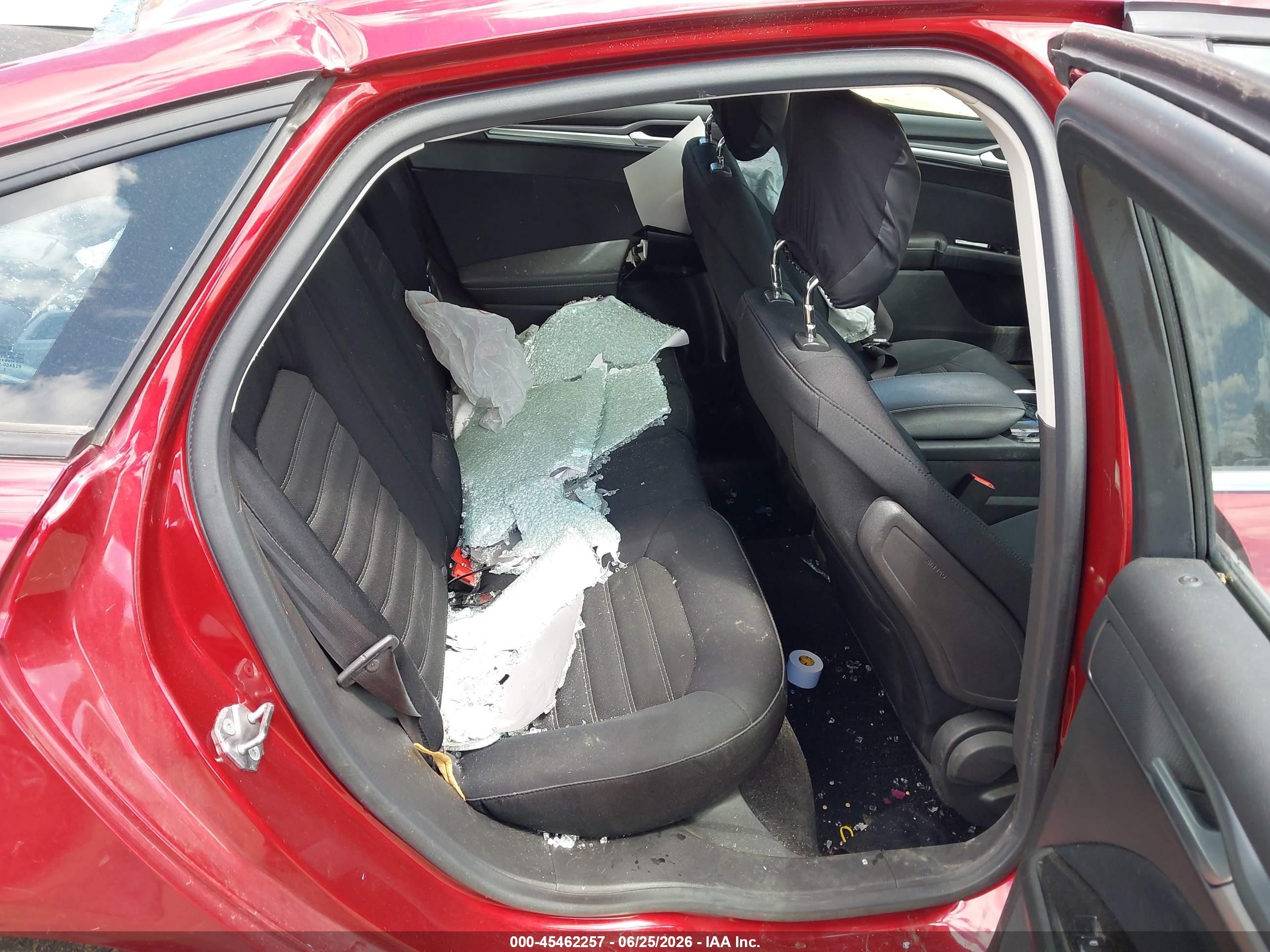 2013 Ford Fusion Se Red vin: 3FA6P0H70DR208799