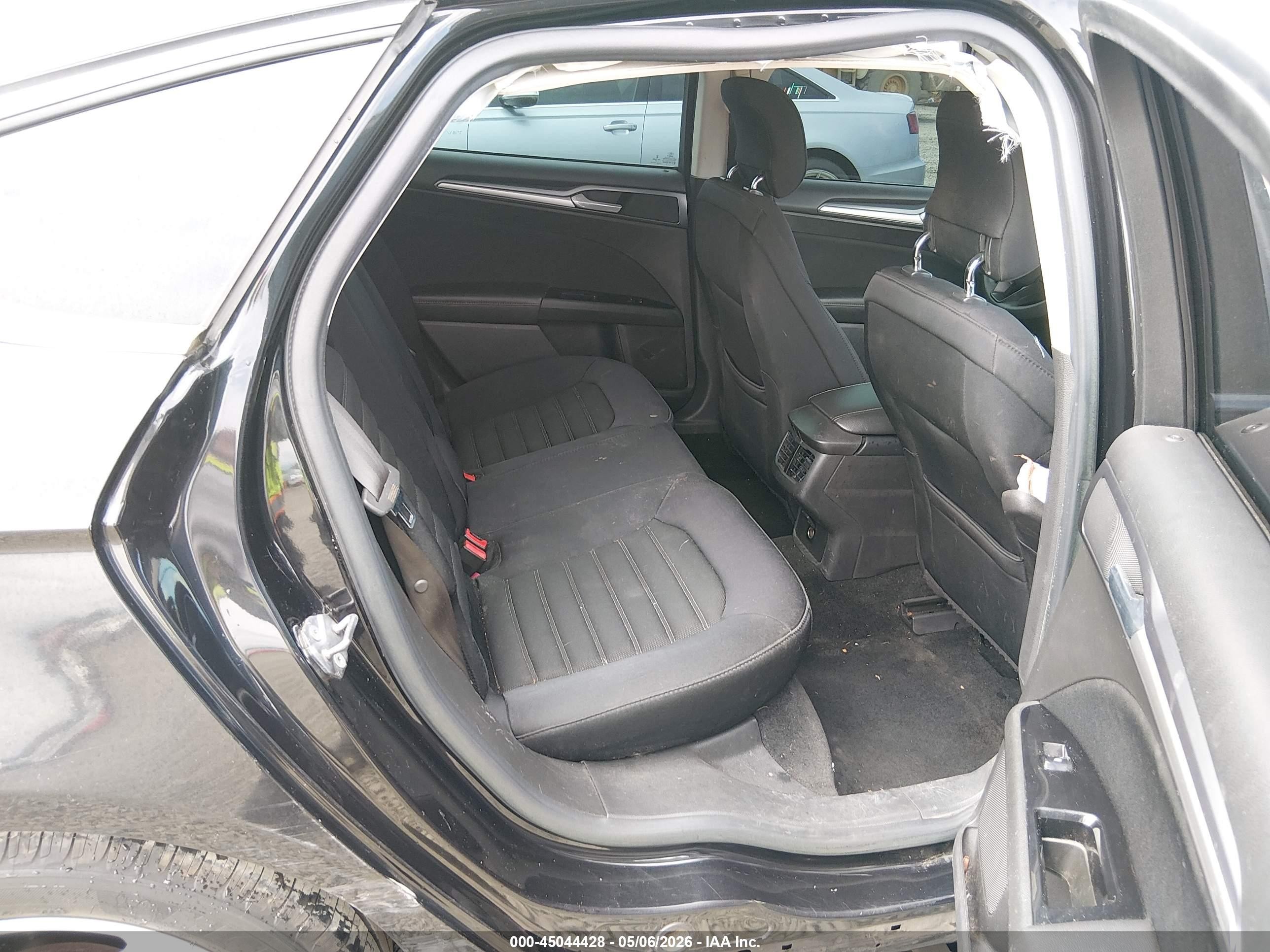 2013 Ford Fusion Se Черный vin: 3FA6P0H70DR262829