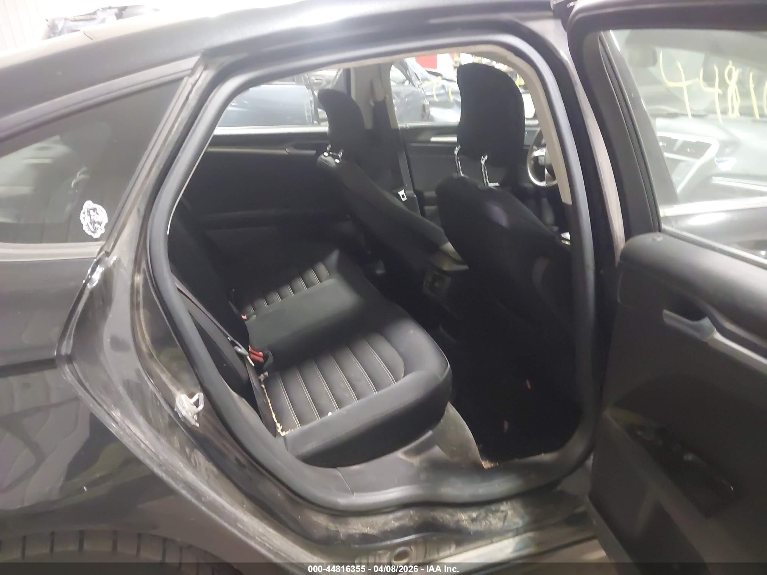 2013 Ford Fusion Se Black vin: 3FA6P0H70DR388334