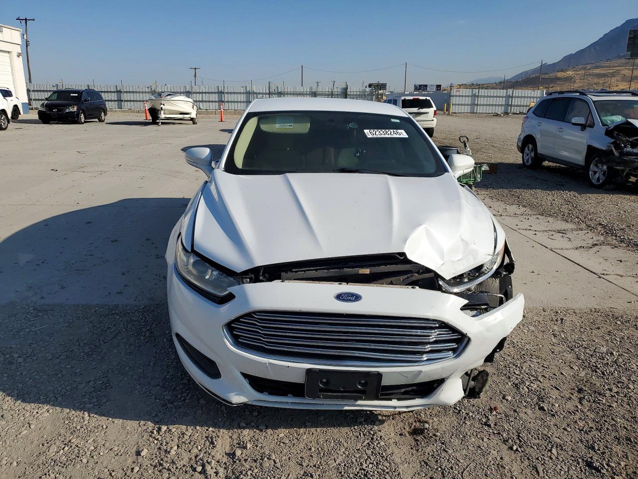 2014 Ford Fusion Se Белый vin: 3FA6P0H70ER111118