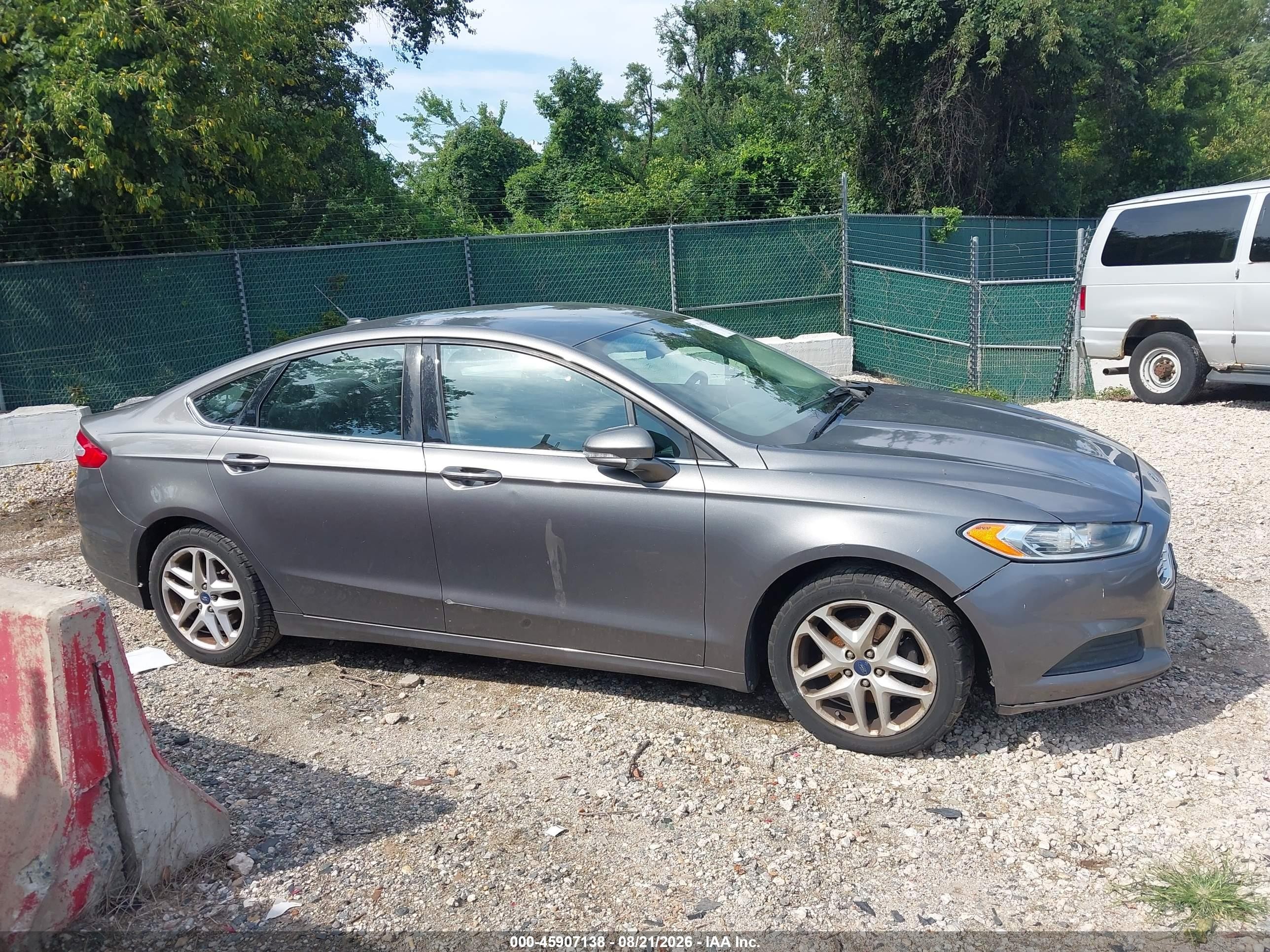 2014 Ford Fusion Se Серый vin: 3FA6P0H70ER118991