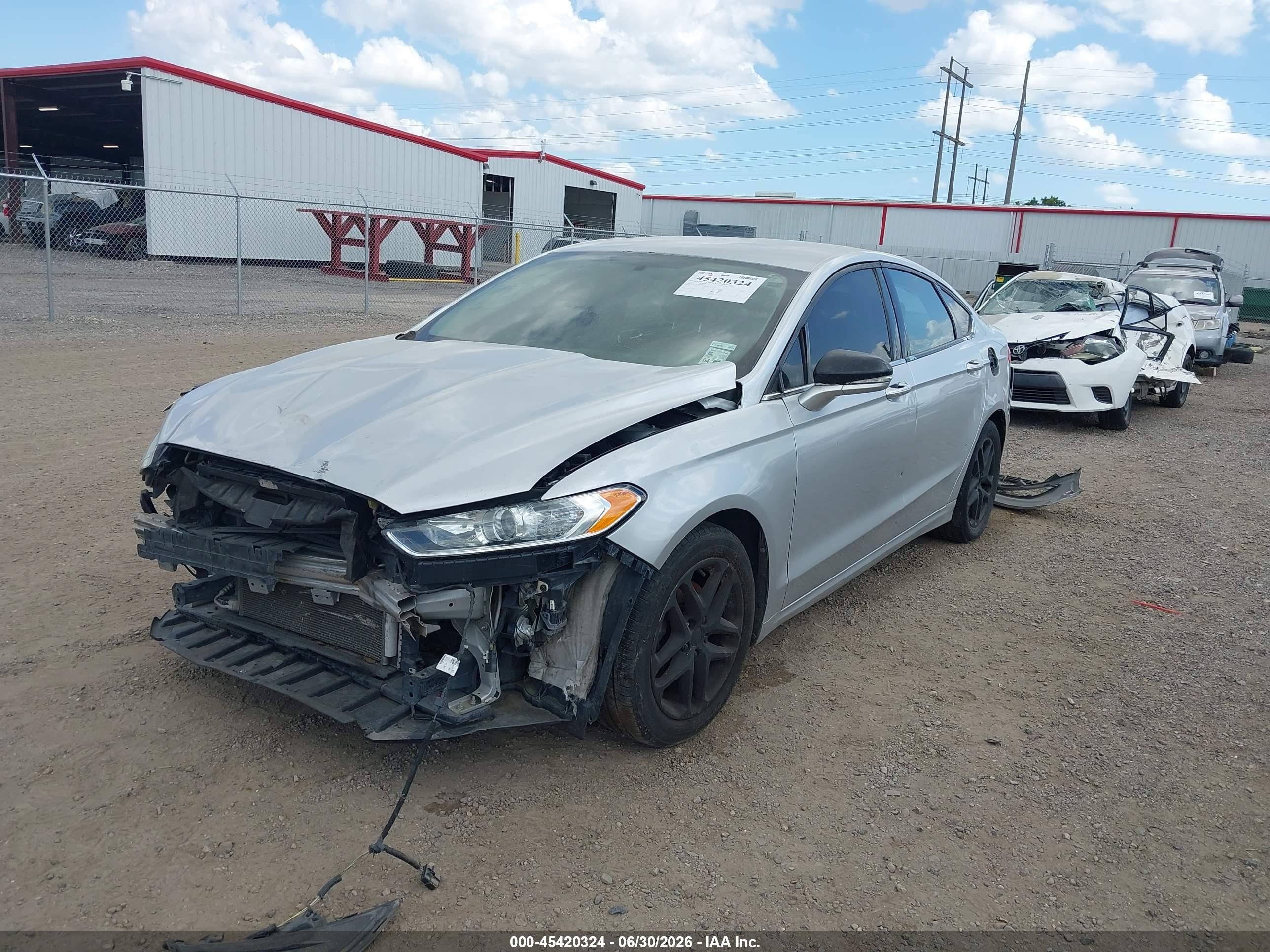 2014 Ford Fusion Se Silver vin: 3FA6P0H70ER122801