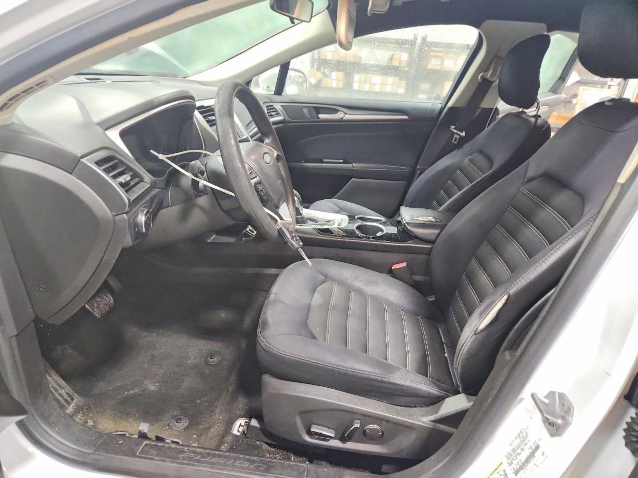 2014 Ford Fusion Se White vin: 3FA6P0H70ER123396