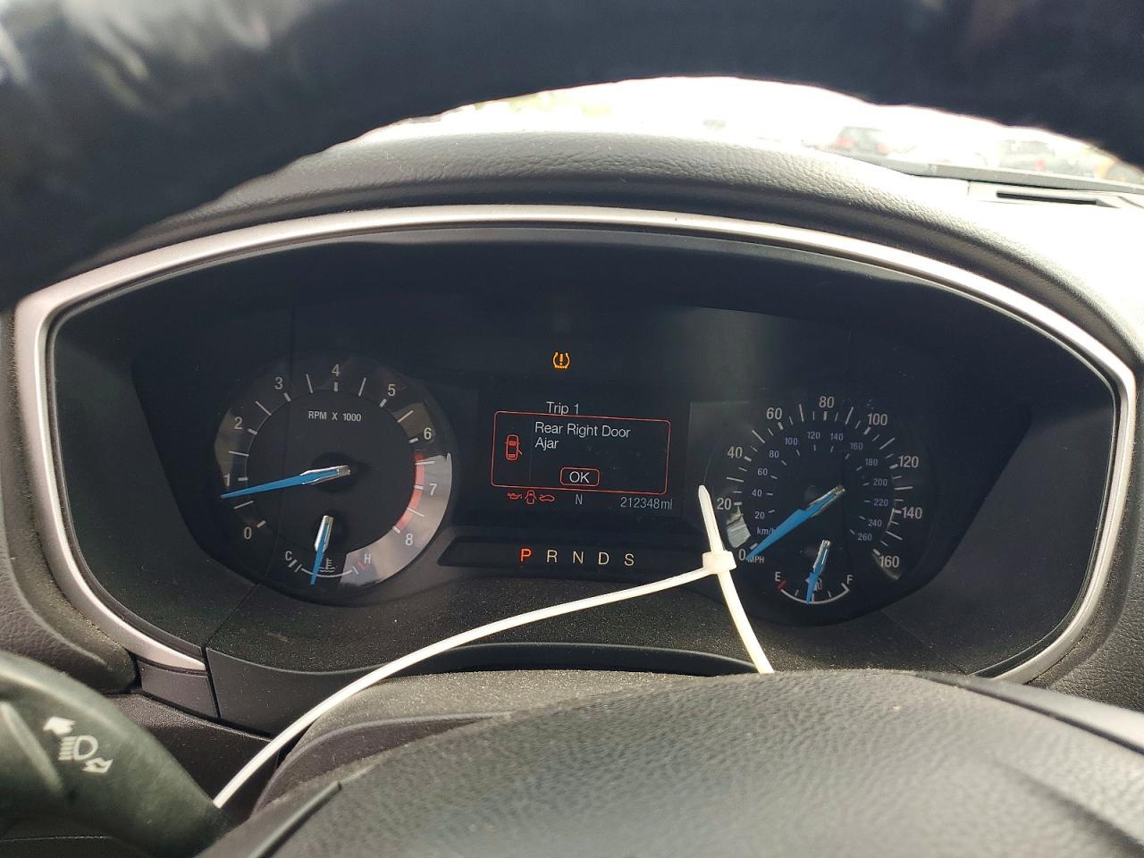 2014 Ford Fusion Se Черный vin: 3FA6P0H70ER206231