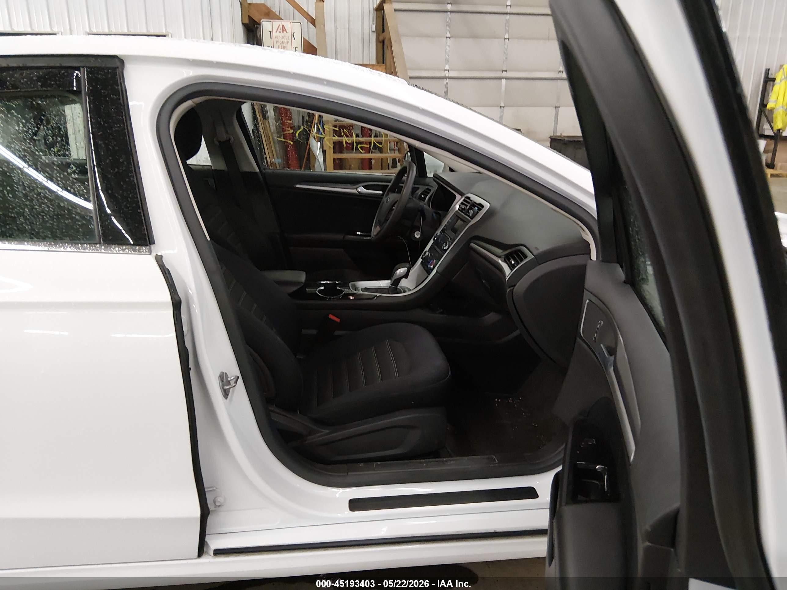 2014 Ford Fusion Se White vin: 3FA6P0H70ER264677