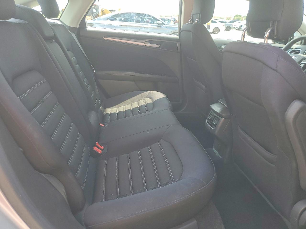 2014 Ford Fusion Se Silver vin: 3FA6P0H70ER386942