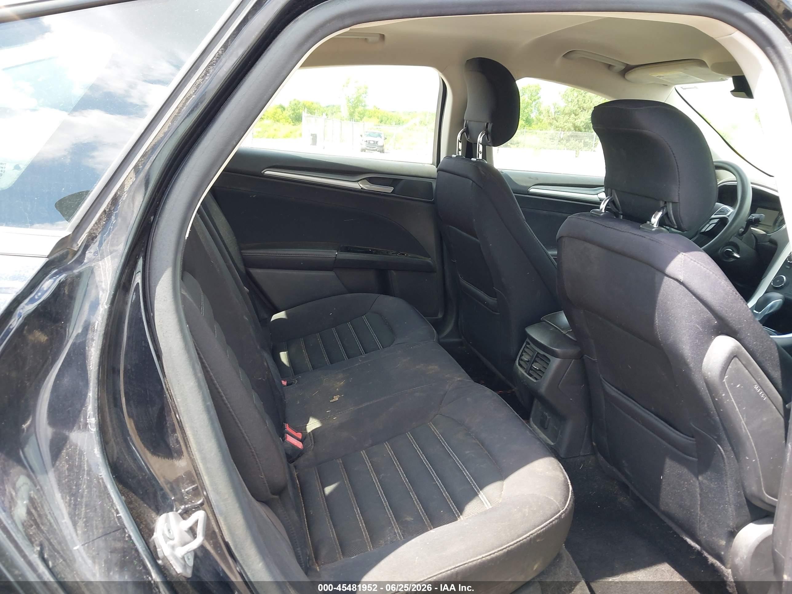 2015 Ford Fusion Se Black vin: 3FA6P0H70FR124811
