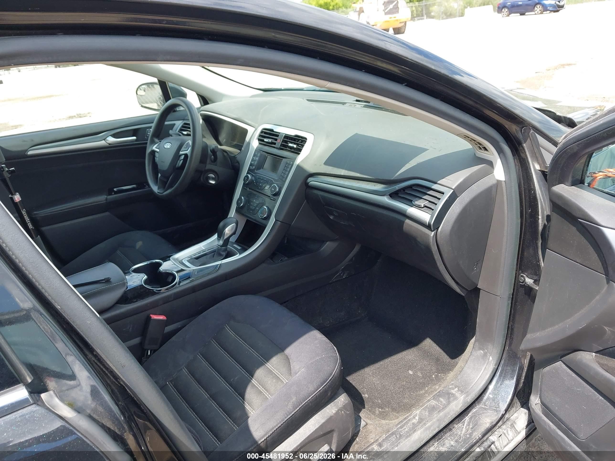 2015 Ford Fusion Se Black vin: 3FA6P0H70FR124811