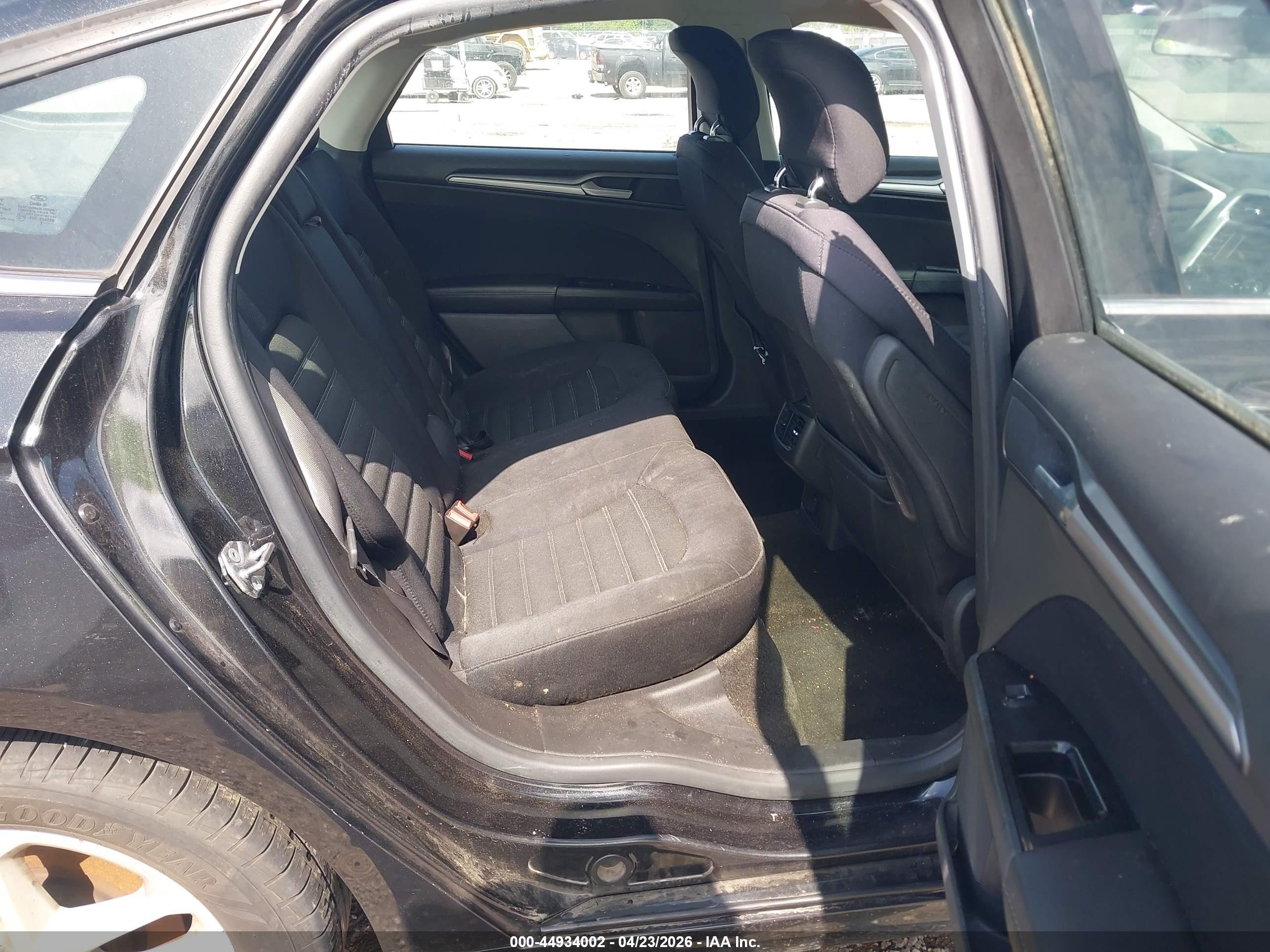 2015 Ford Fusion Se Black vin: 3FA6P0H70FR158733