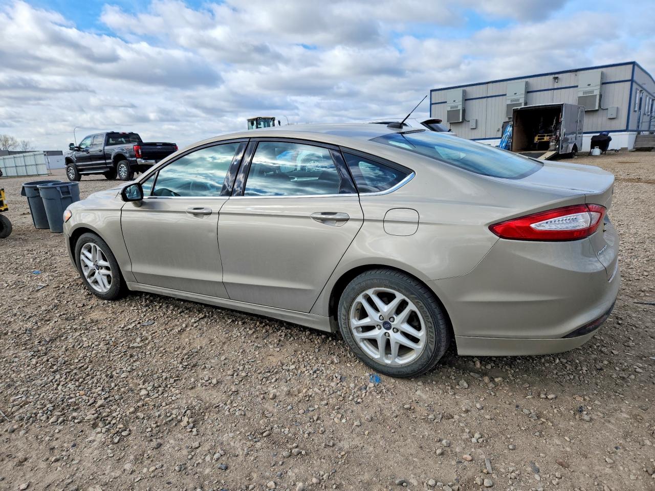 2015 Ford Fusion Se Gold vin: 3FA6P0H70FR194776