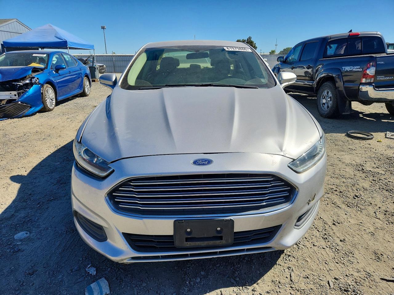 2015 Ford Fusion Se Серебряный vin: 3FA6P0H70FR249159