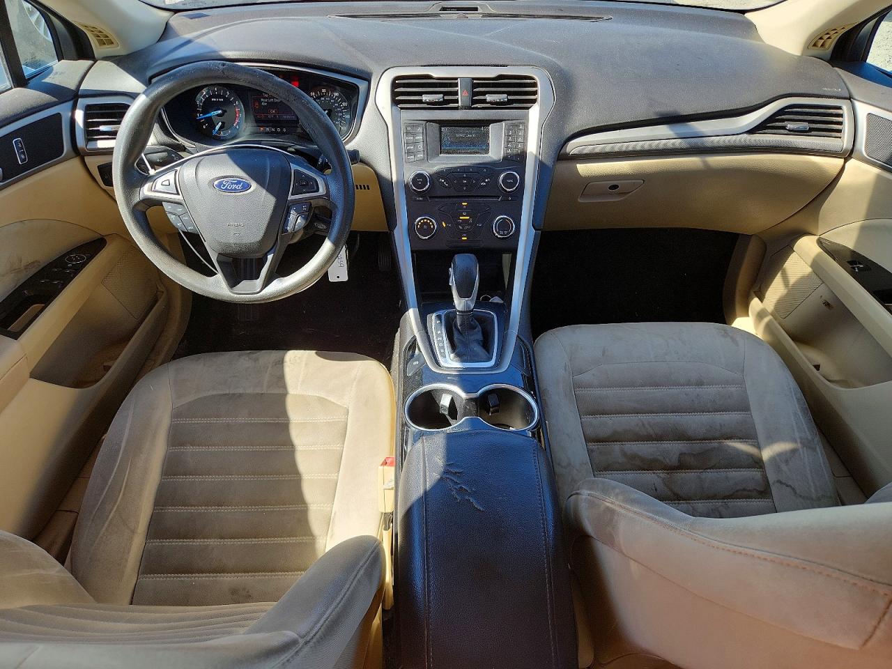2015 Ford Fusion Se Серебряный vin: 3FA6P0H70FR249159