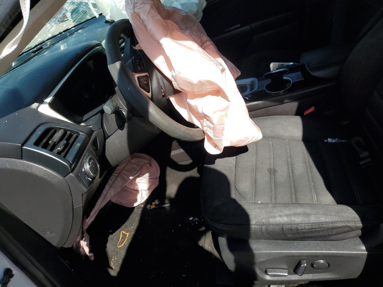 2015 Ford Fusion Se White vin: 3FA6P0H70FR292688