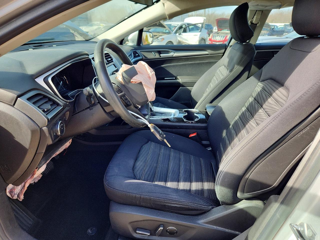 2016 Ford Fusion Se Silver vin: 3FA6P0H70GR350607