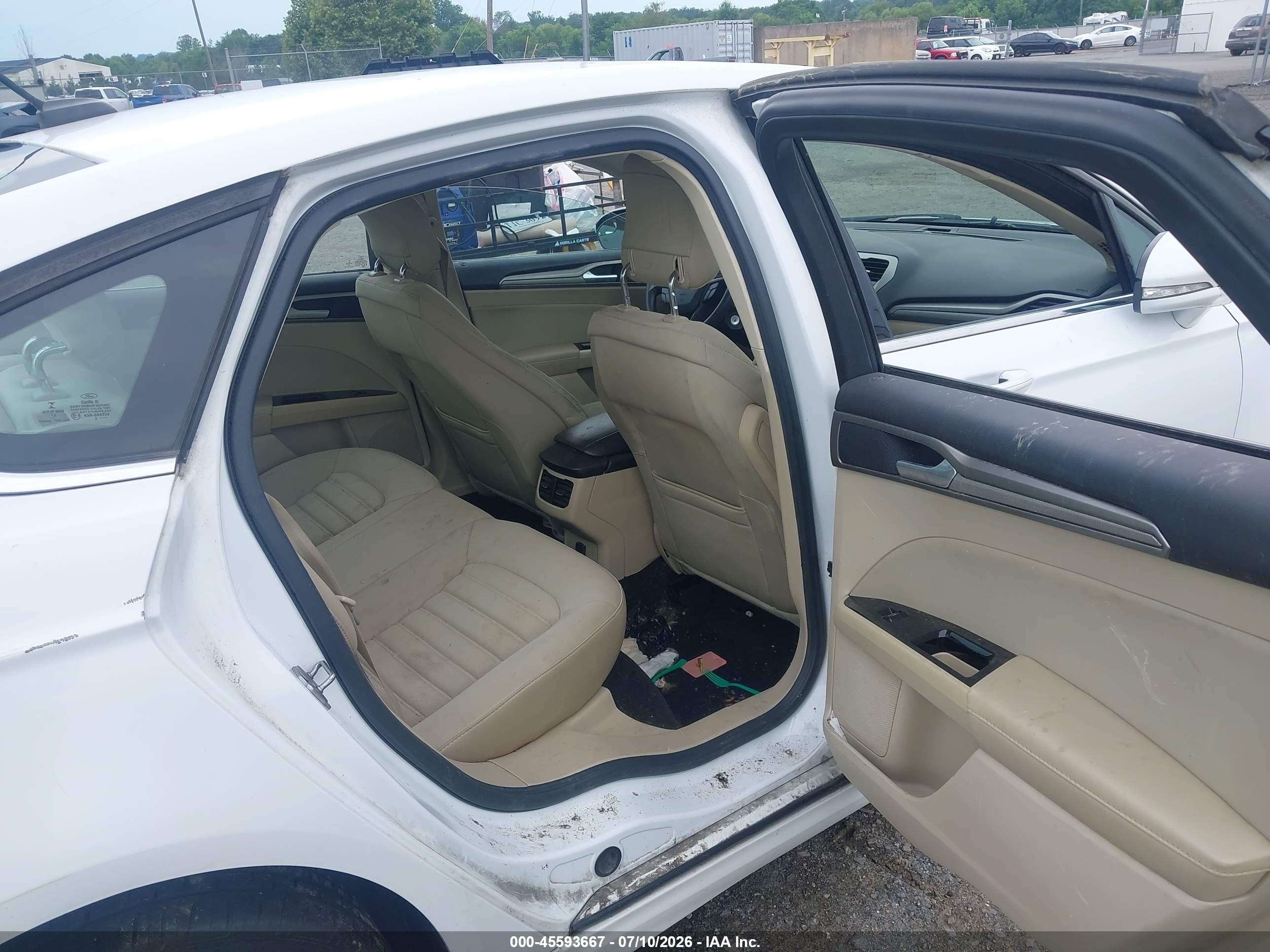 2013 Ford Fusion Se White vin: 3FA6P0H71DR112096