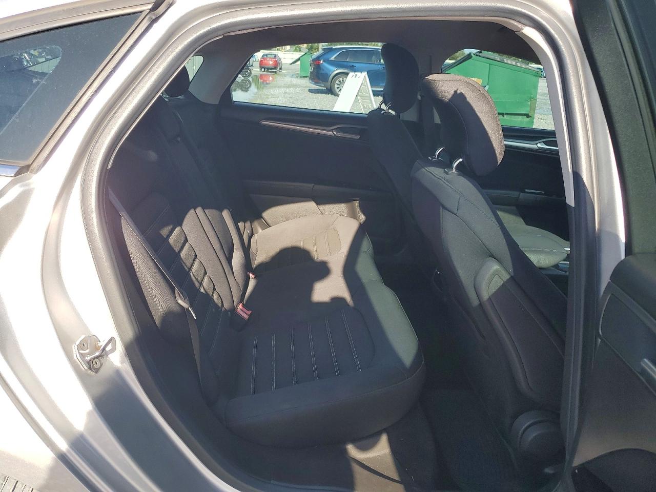 2013 Ford Fusion Se Silver vin: 3FA6P0H71DR263066
