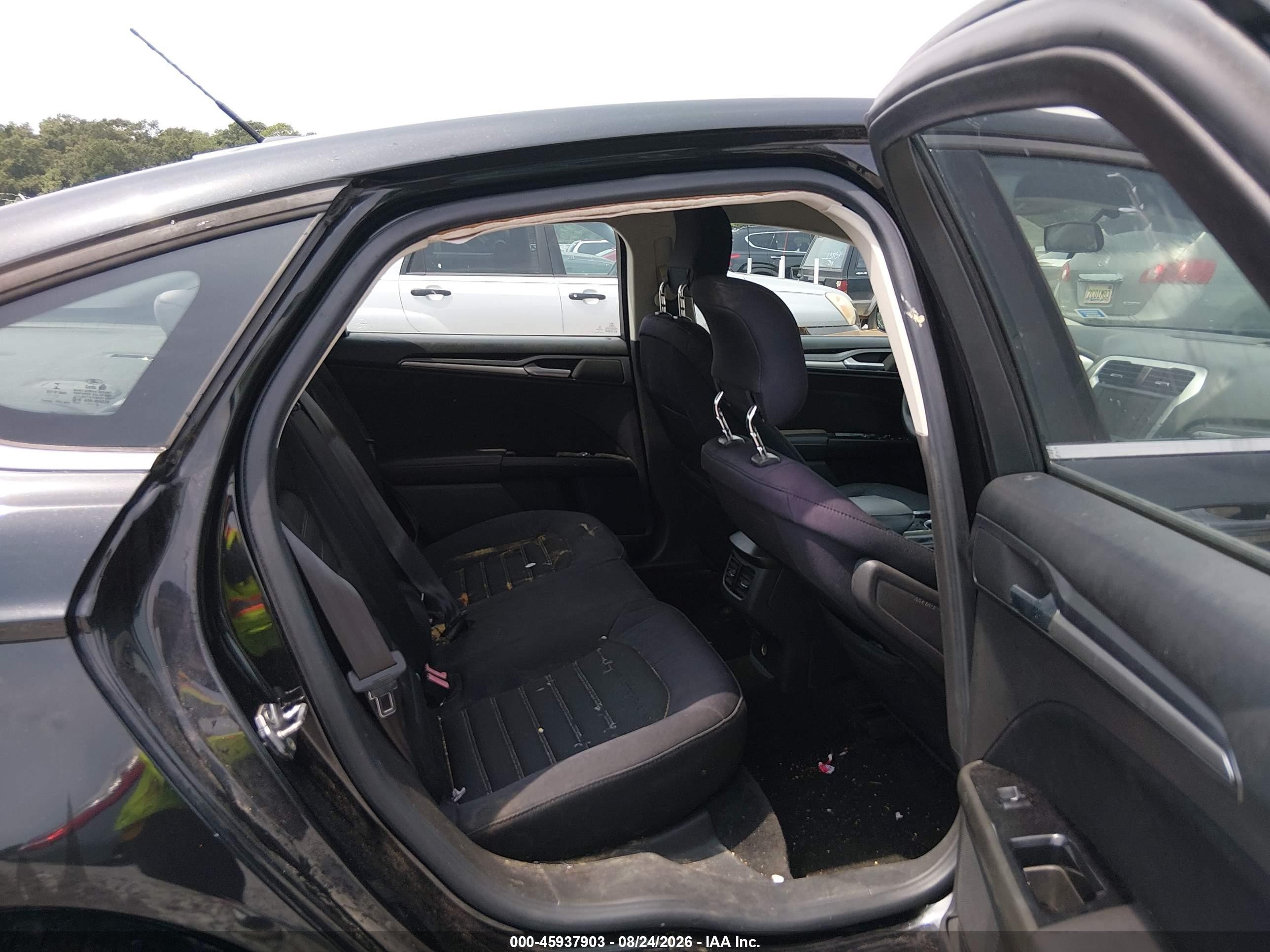 2013 Ford Fusion Se Черный vin: 3FA6P0H71DR277078
