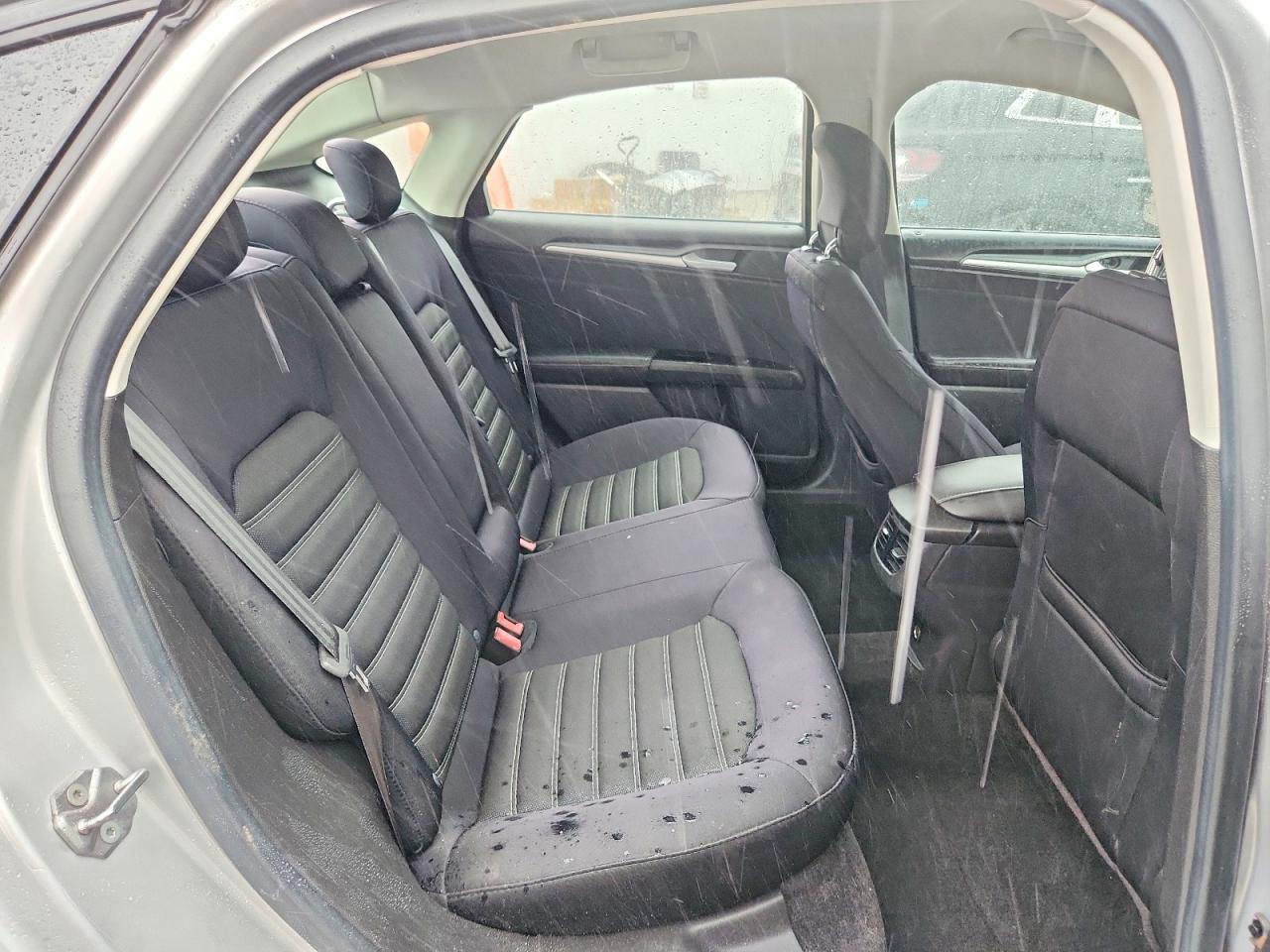 2013 Ford Fusion Se Silver vin: 3FA6P0H71DR318129
