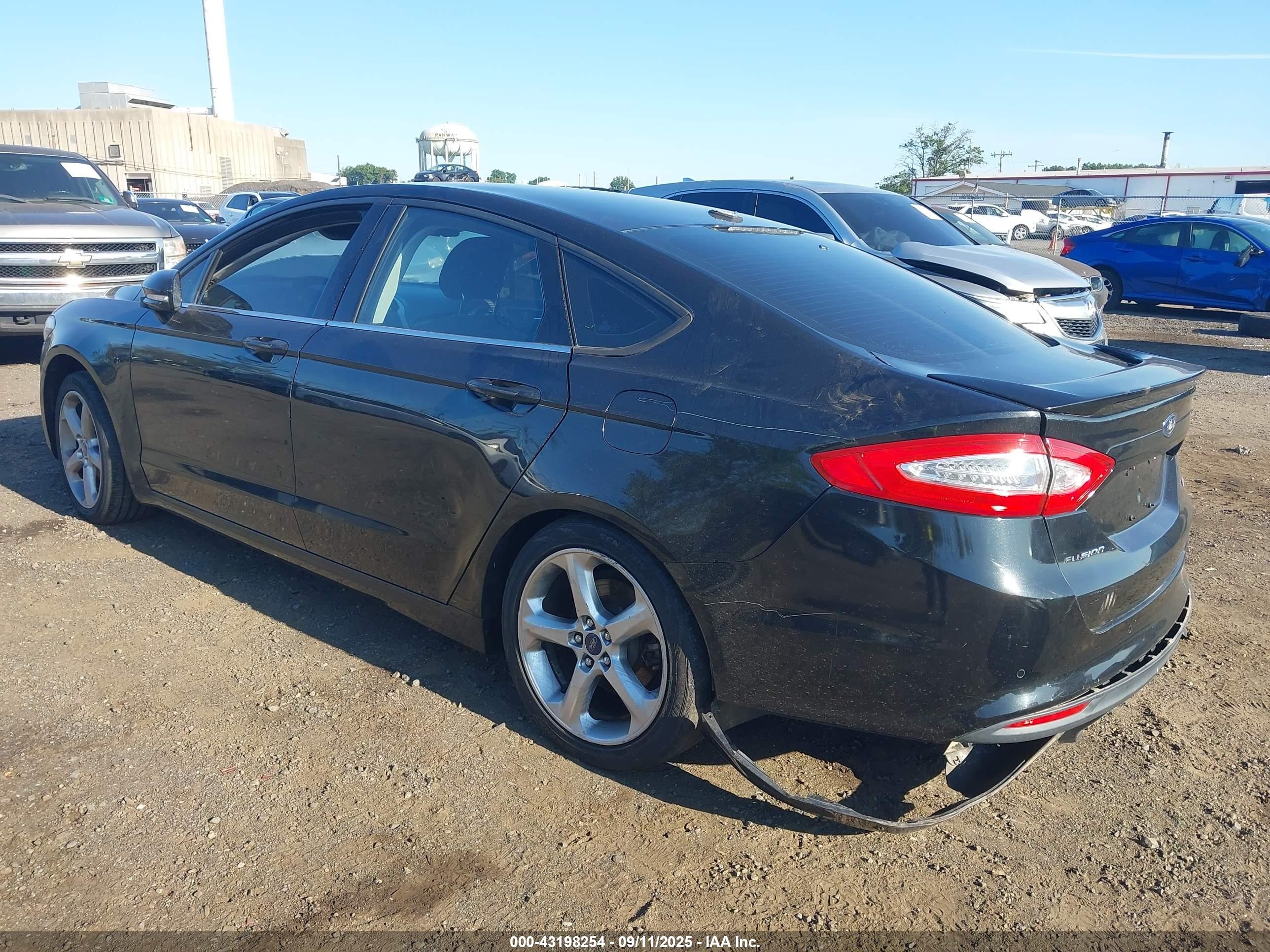 2013 Ford Fusion Se Черный vin: 3FA6P0H71DR335884