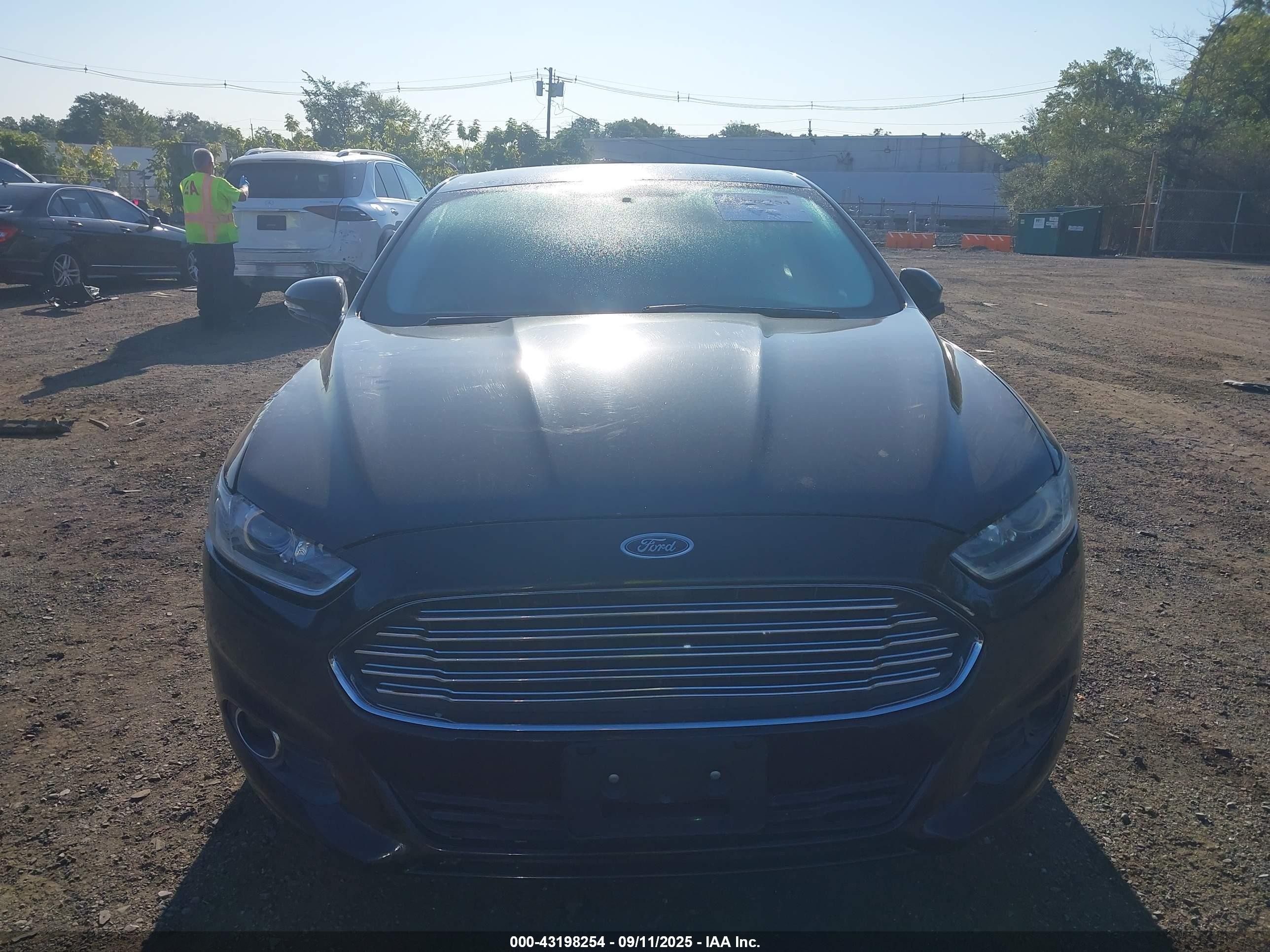 2013 Ford Fusion Se Черный vin: 3FA6P0H71DR335884